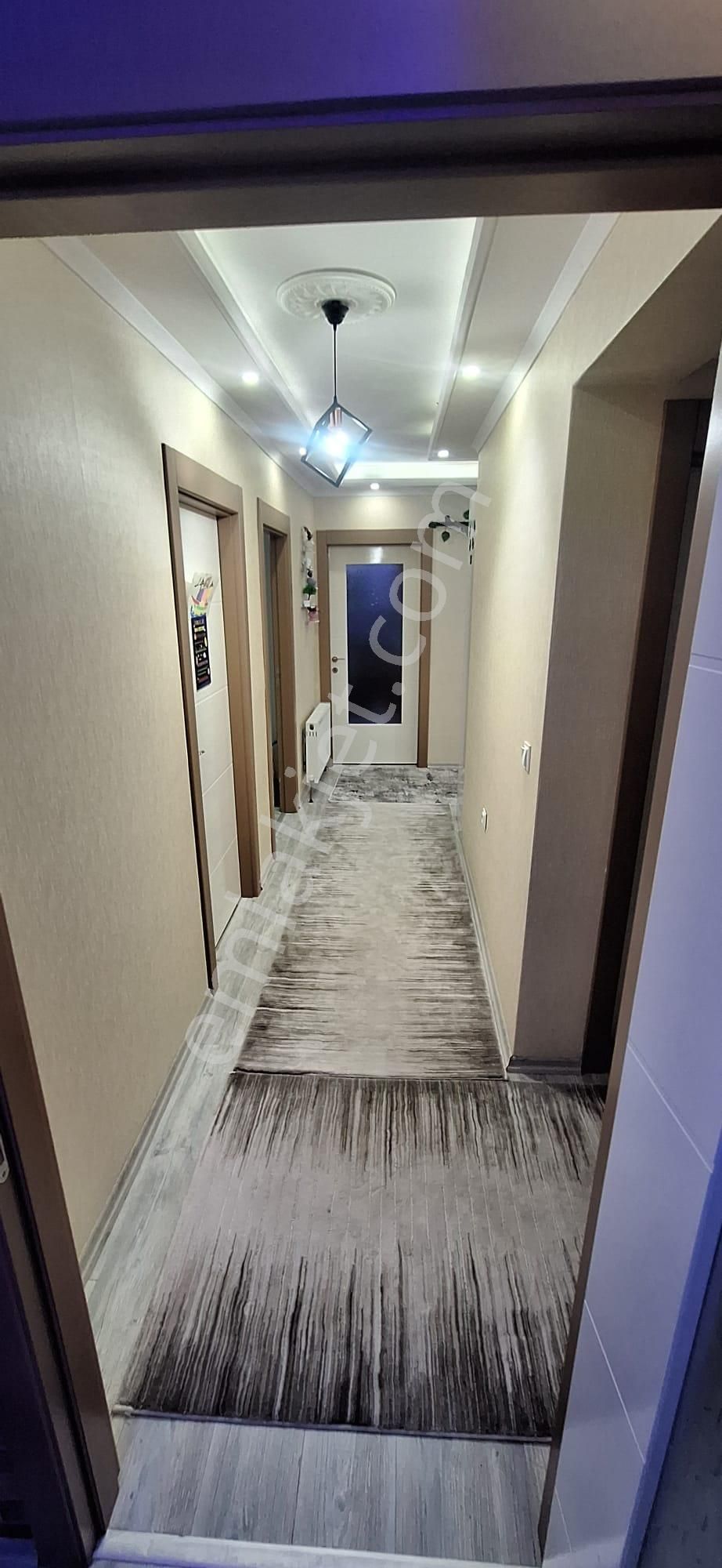 Şirintepe'de Asansörlü Giyinme Odalı Full Yapılı 3,5+1 2.katta Satılık Daire !! - Görsel 19