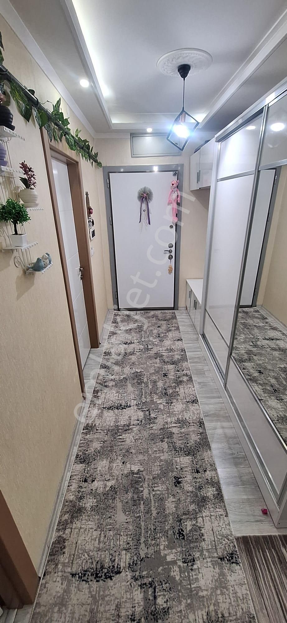 Şirintepe'de Asansörlü Giyinme Odalı Full Yapılı 3,5+1 2.katta Satılık Daire !! - Görsel 25