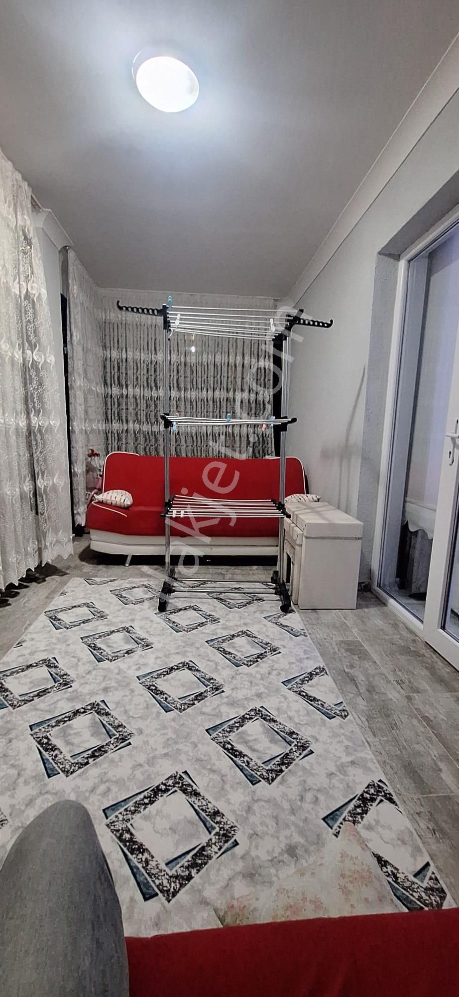 Şirintepe'de Asansörlü Giyinme Odalı Full Yapılı 3,5+1 2.katta Satılık Daire !! - Görsel 5