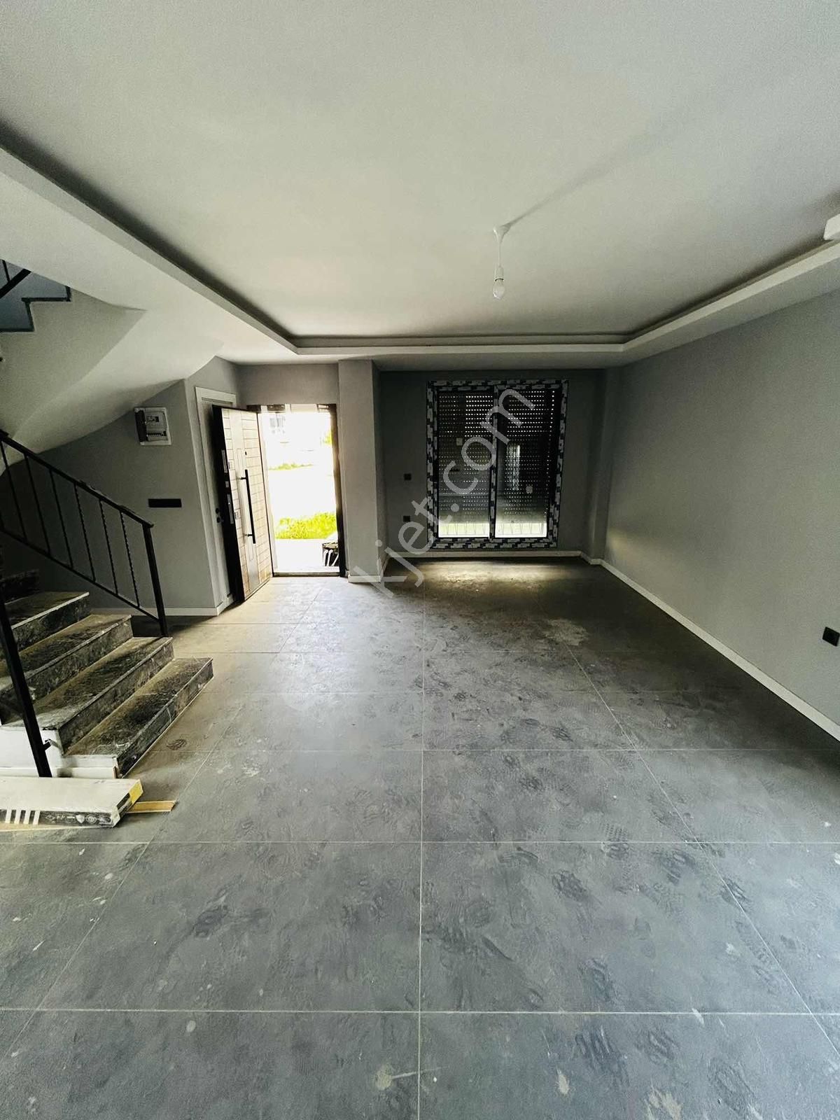 Şehrin Gürültüsünden Uzak Doğa Manzaralı Modern 3+1villa - Görsel 14