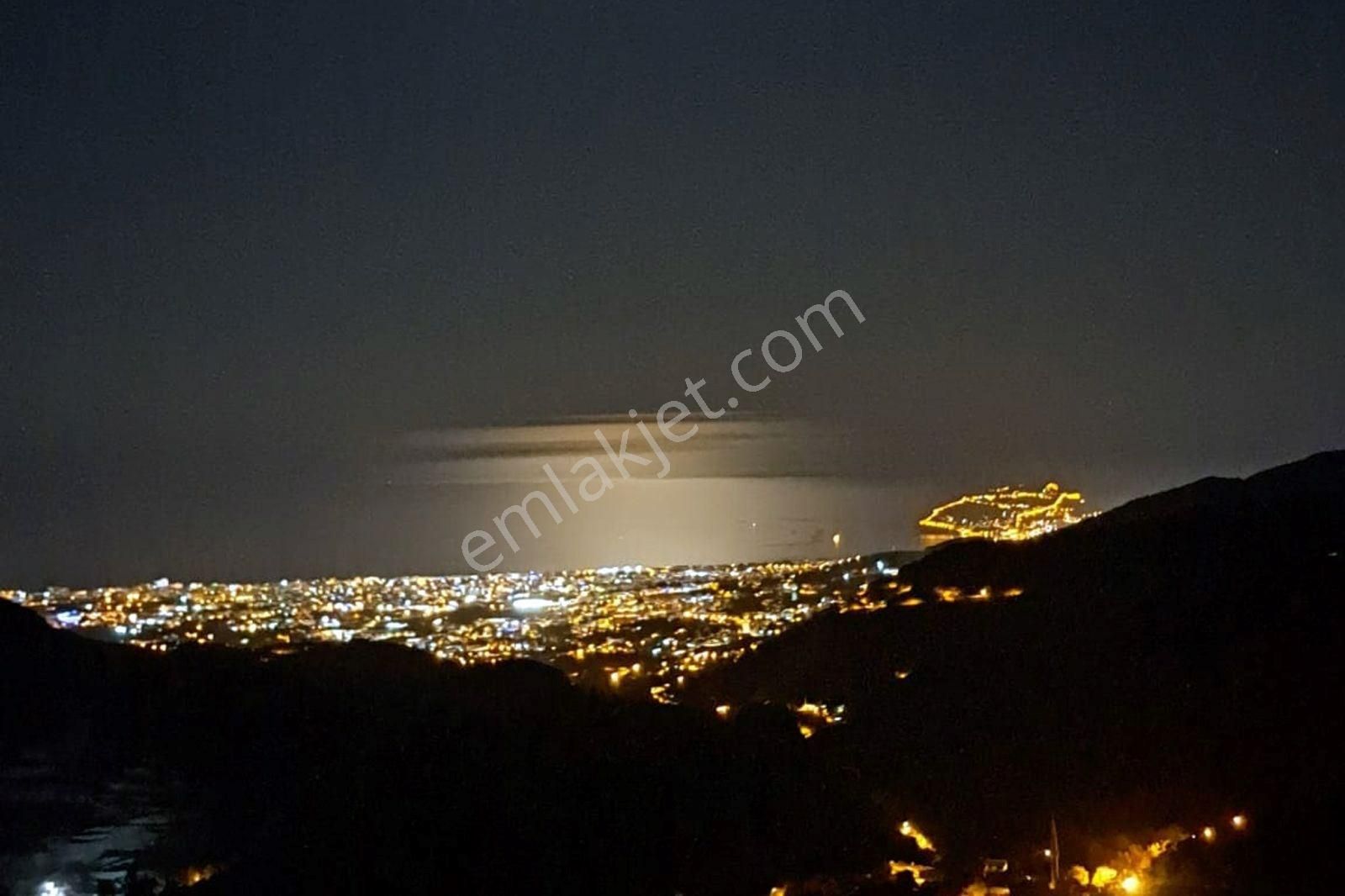 Alanya Bademağacı’nda Full Deniz Ve Kale Manzaralı Ev Ve Bahçe - Görsel 20