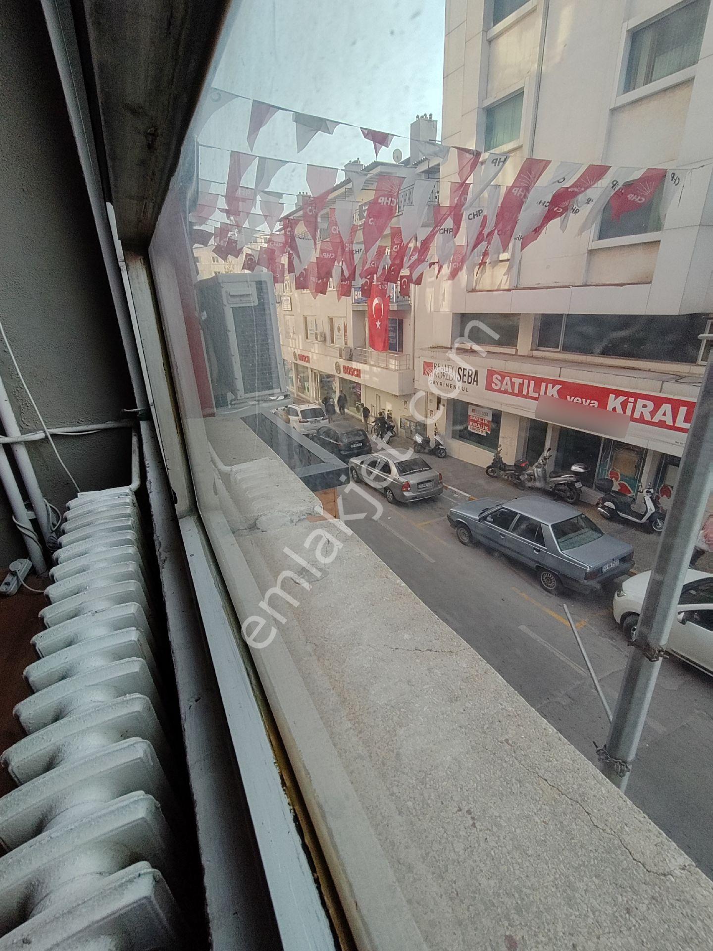 Balıkesir Merkez Kızılay Caddesi Cepheli Tabela Değeri Yüksek Kiralık Ofis - Görsel 7