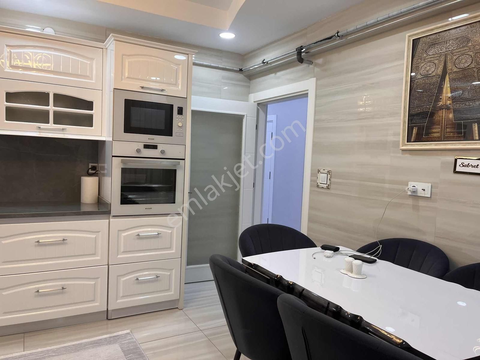 Erol Emlak Tan Aydınlık Evler Mah 150m2 4+1 Satılık Daire - Görsel 32