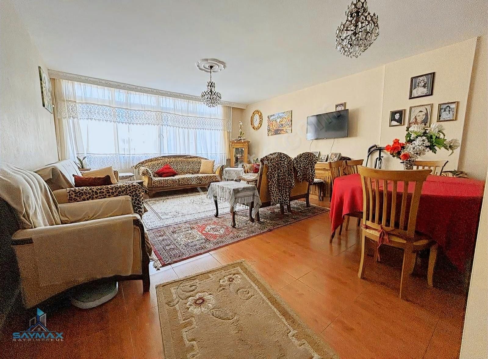 Kurtuluş Mah.valilik Yakını 3+1+d.gazlı Satılık Daire...........