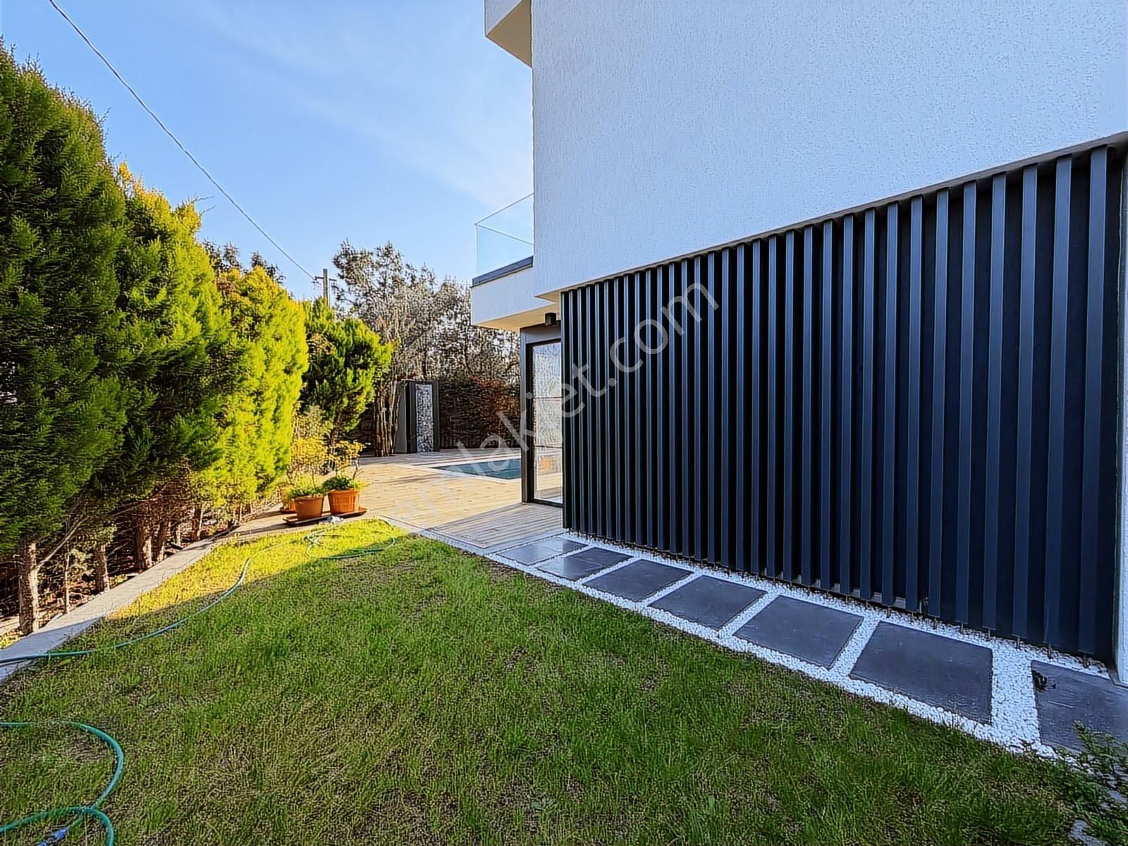 Bodrum Bitezde Satılık Merkezde Tam Müstakil 6+1 Villa - Görsel 5