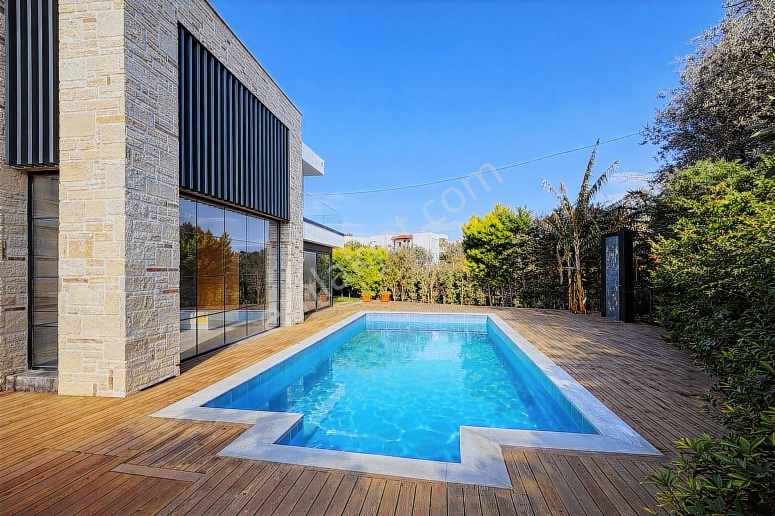 Bodrum Bitezde Satılık Merkezde Tam Müstakil 6+1 Villa - Görsel 10