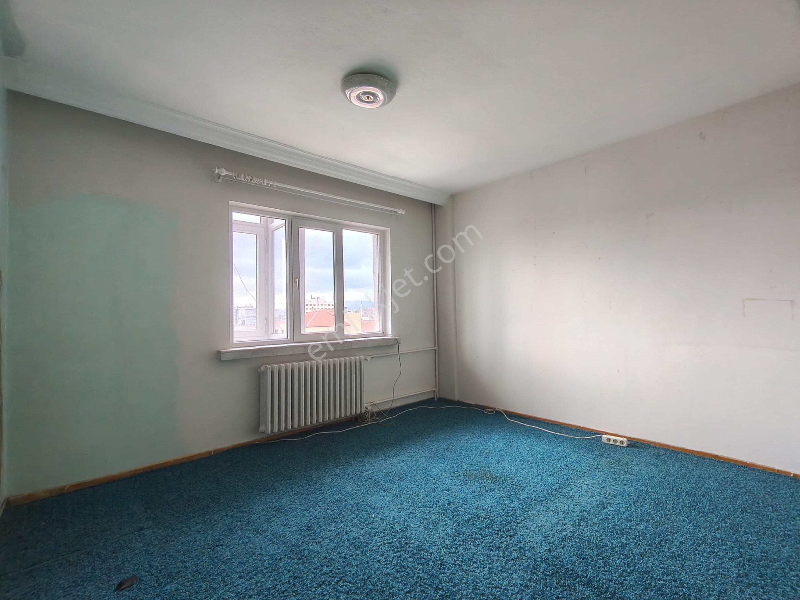 Arifiye Mh. 3+1 Kiralık Daire - Görsel 22