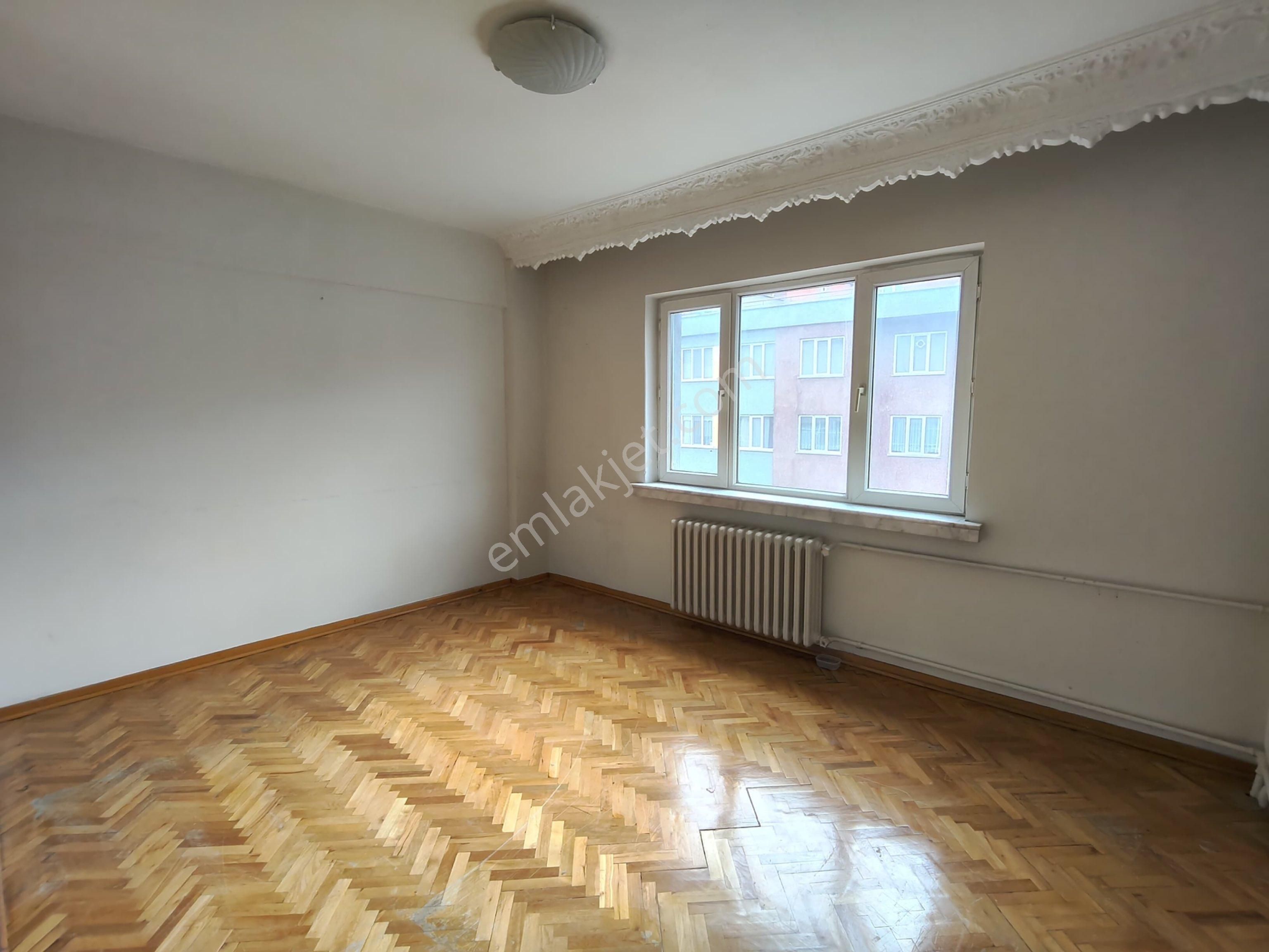 Arifiye Mh. 3+1 Kiralık Daire - Görsel 19