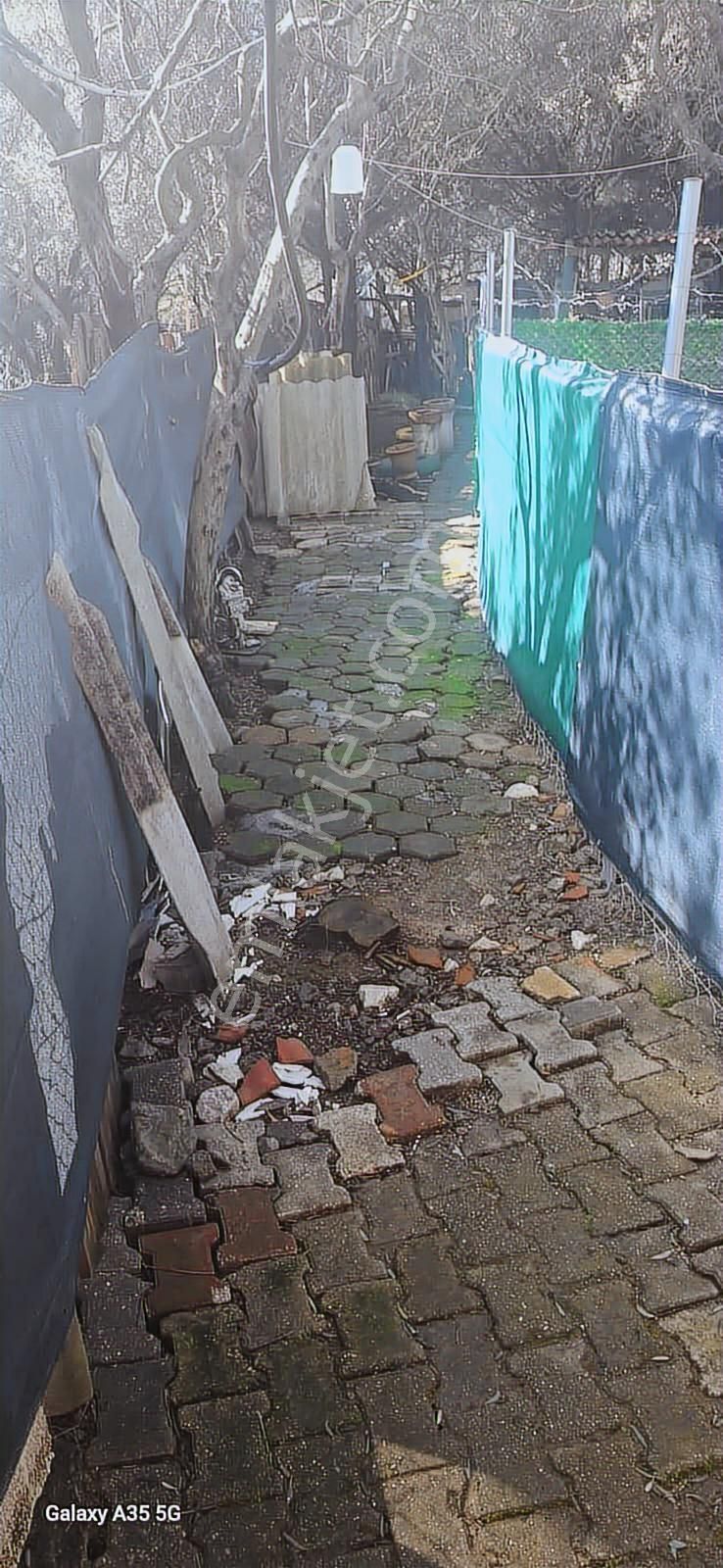 Yakamoz Emlak`tan Büyük Kumla`da Satılık Bahçeli Ev - Görsel 3