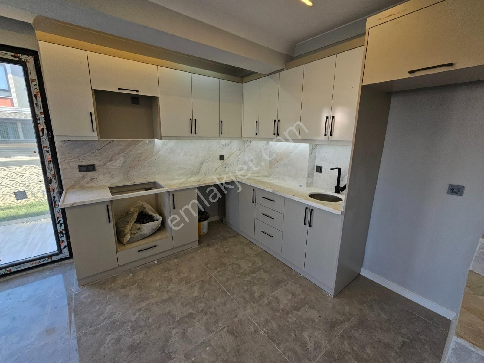 Deniz'den 3+1 Ebeveyn Banyolu, Denize Yakın Lüks Villa - Görsel 7