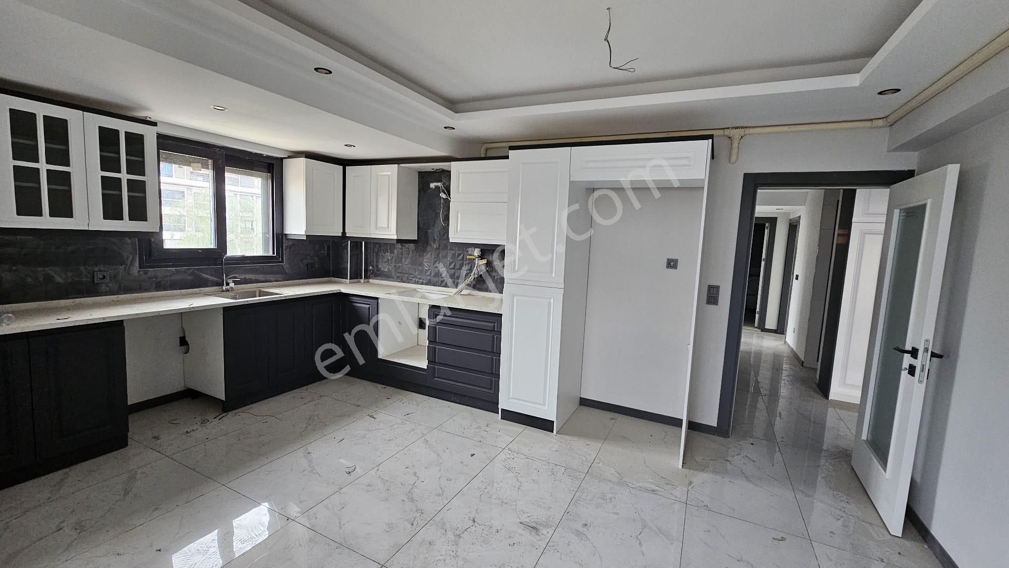 Yörük Mah. Çınarlı Cad.eski Mor Kafe Yanı Satılık 3+1 Lüks Daire - Görsel 20