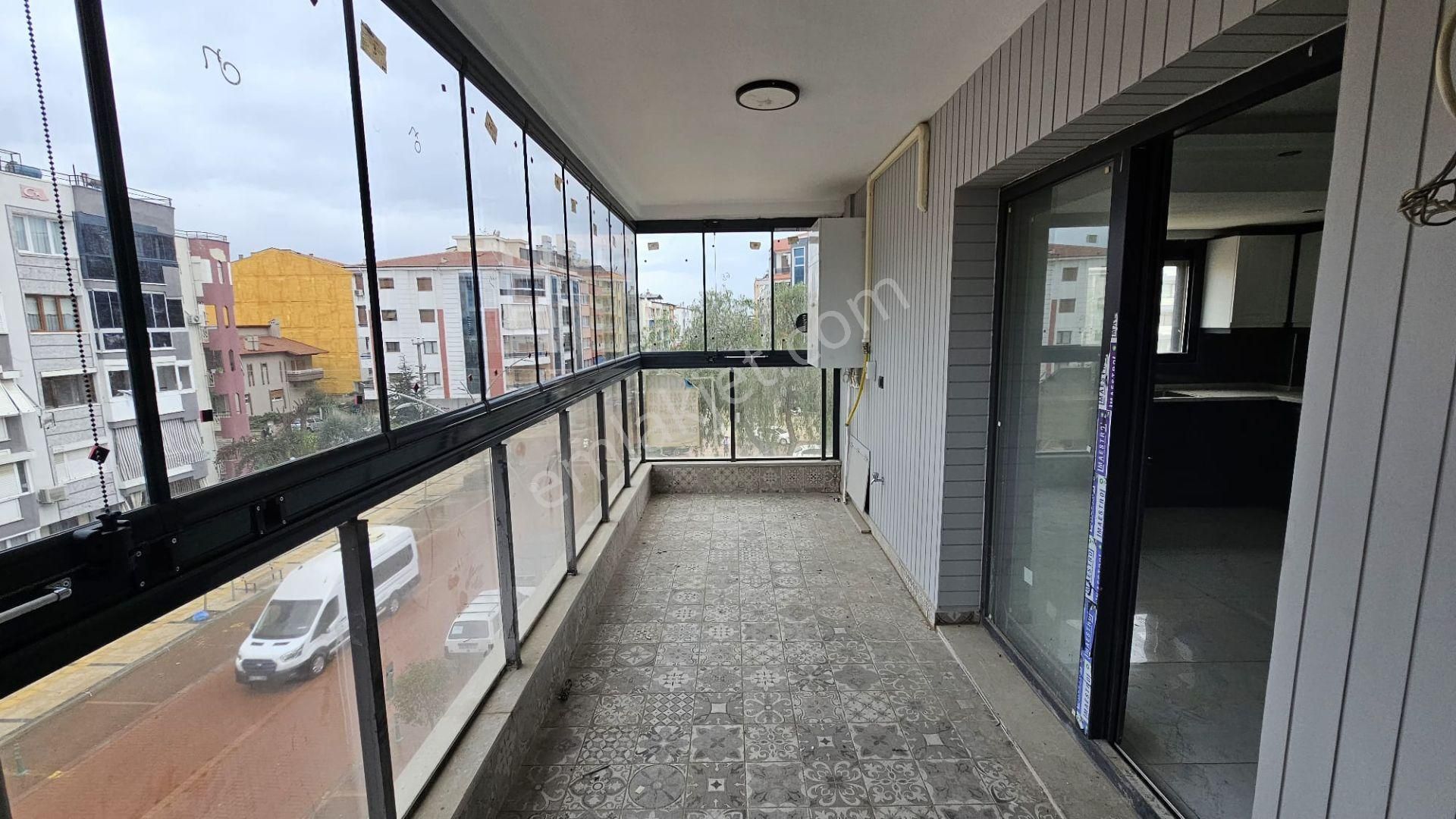 Yörük Mah. Çınarlı Cad.eski Mor Kafe Yanı Satılık 3+1 Lüks Daire - Görsel 10