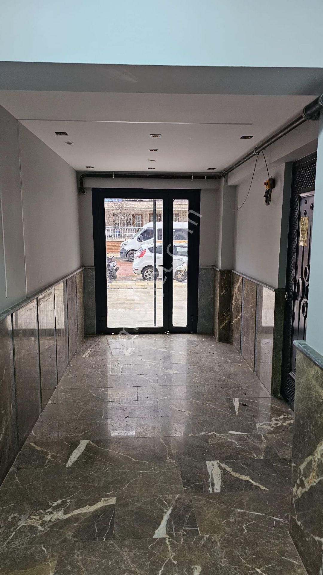 Yörük Mah. Çınarlı Cad.eski Mor Kafe Yanı Satılık 3+1 Lüks Daire - Görsel 30