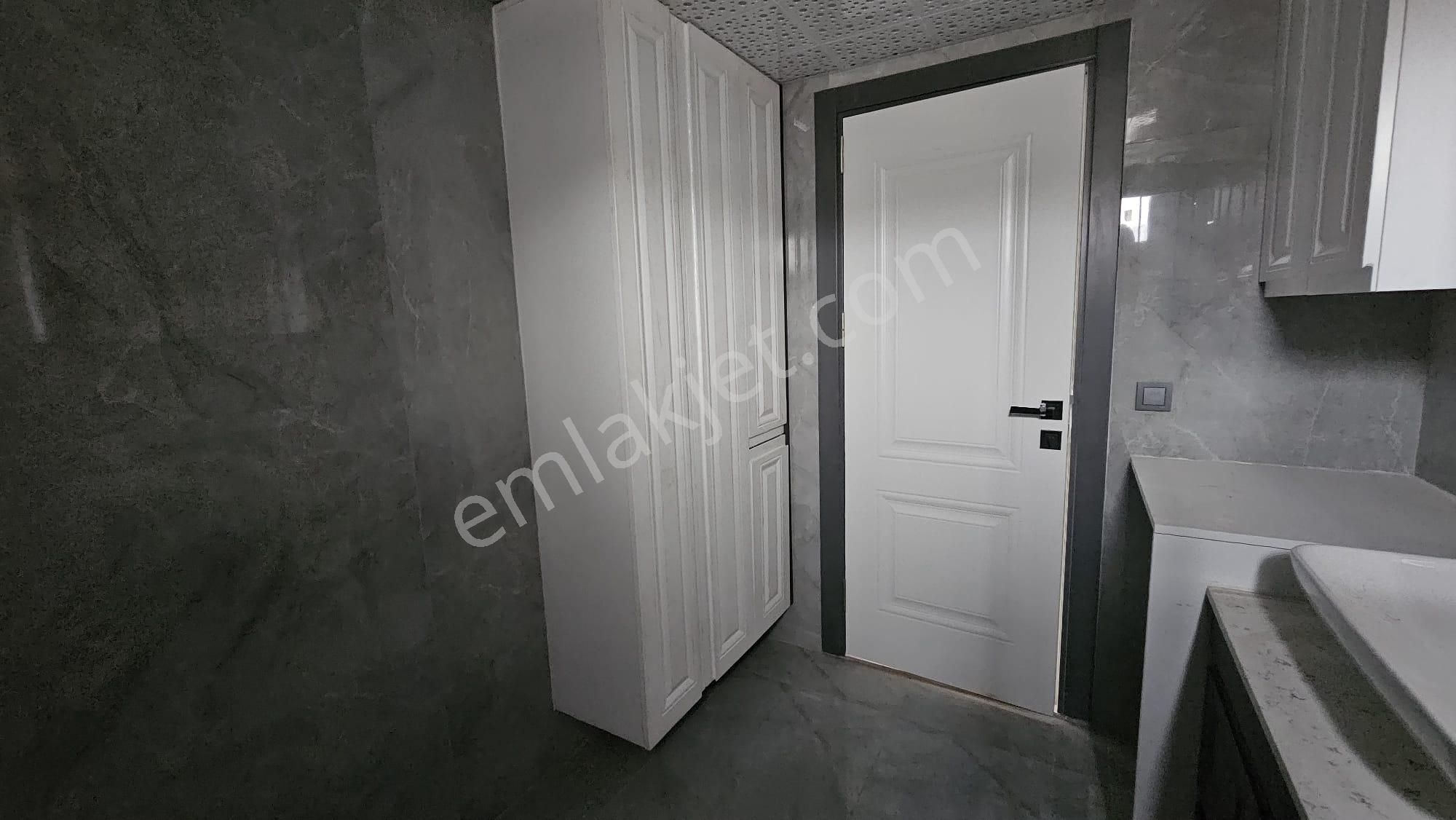 Yörük Mah. Çınarlı Cad.eski Mor Kafe Yanı Satılık 3+1 Lüks Daire - Görsel 21