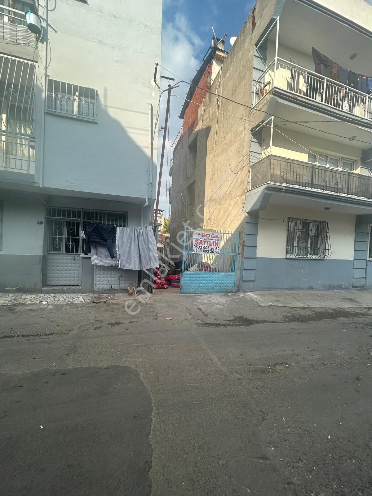 Acil Satılık İçerisinde 3 Adet Numaratajlı Ev