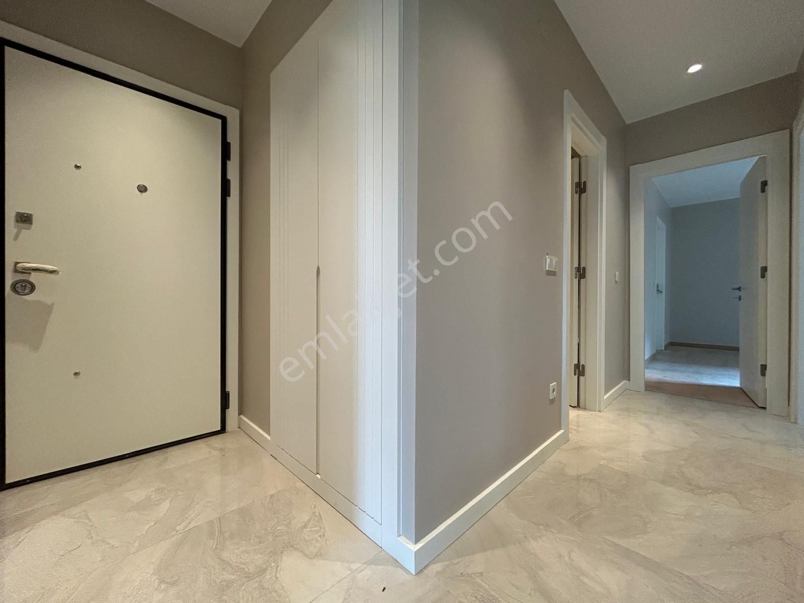 Suadiye Feride Geçidine Çok Yakın Sıfır 3+1 Balkonlu Ebeveynli - Görsel 6