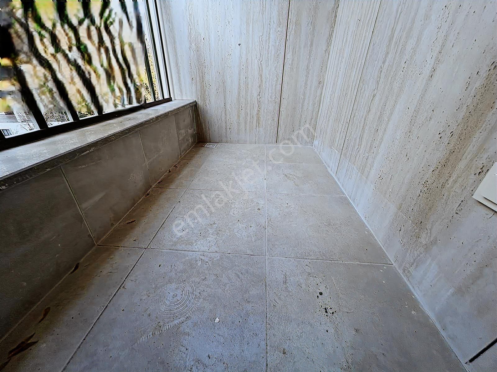 Suadiye Feride Geçidine Çok Yakın Sıfır 3+1 Balkonlu Ebeveynli - Görsel 23