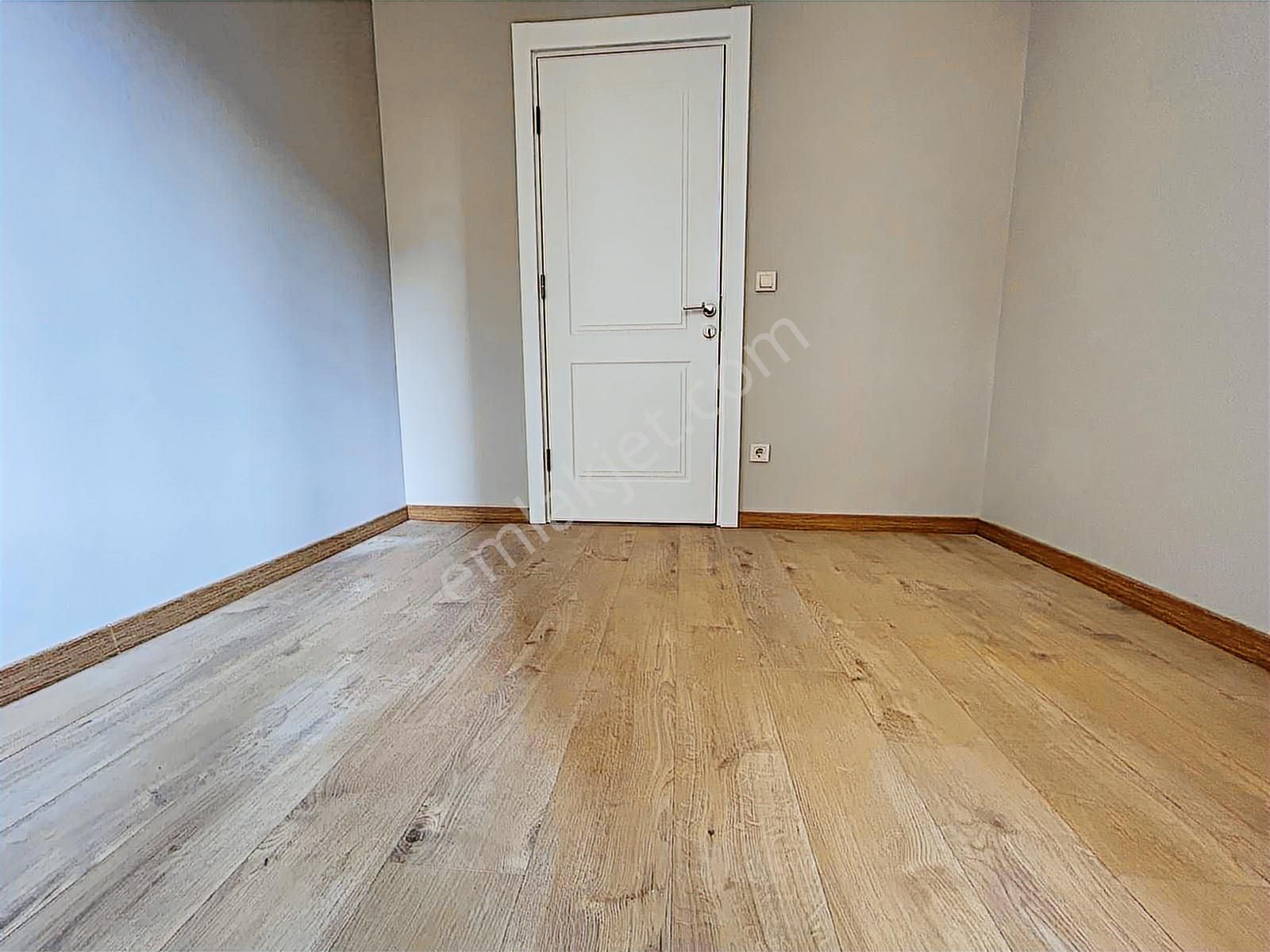 Suadiye Feride Geçidine Çok Yakın Sıfır 3+1 Balkonlu Ebeveynli - Görsel 35