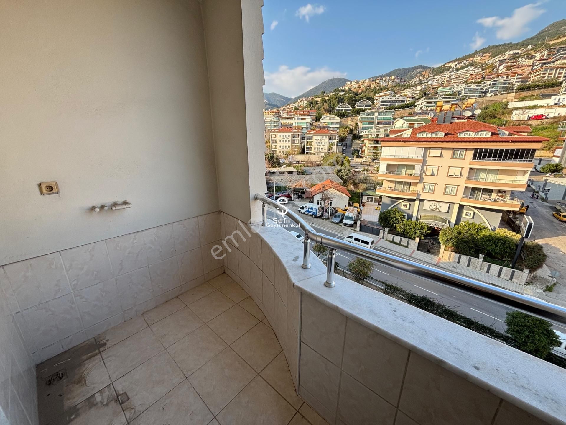 Alanya Hacet'te 1+1 Ayrı Mutfak Geniş Kiralık Daire - Görsel 10