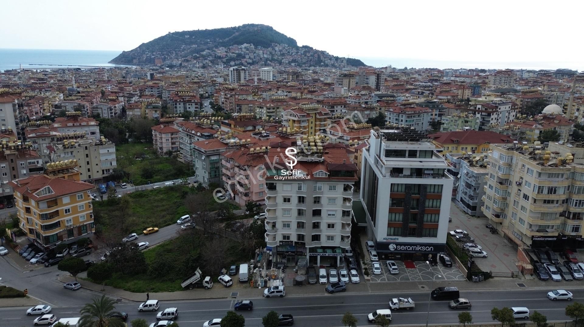 Alanya Hacet'te 1+1 Ayrı Mutfak Geniş Kiralık Daire - Görsel 19