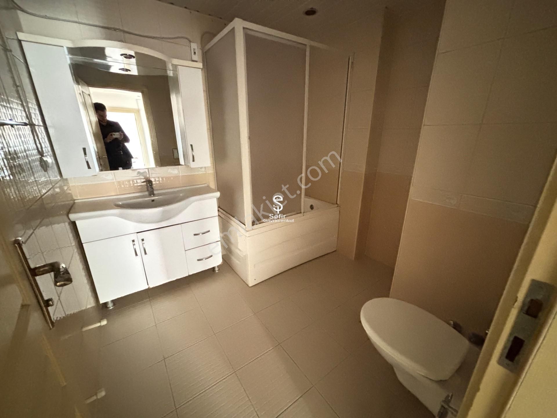 Alanya Hacet'te 1+1 Ayrı Mutfak Geniş Kiralık Daire - Görsel 14