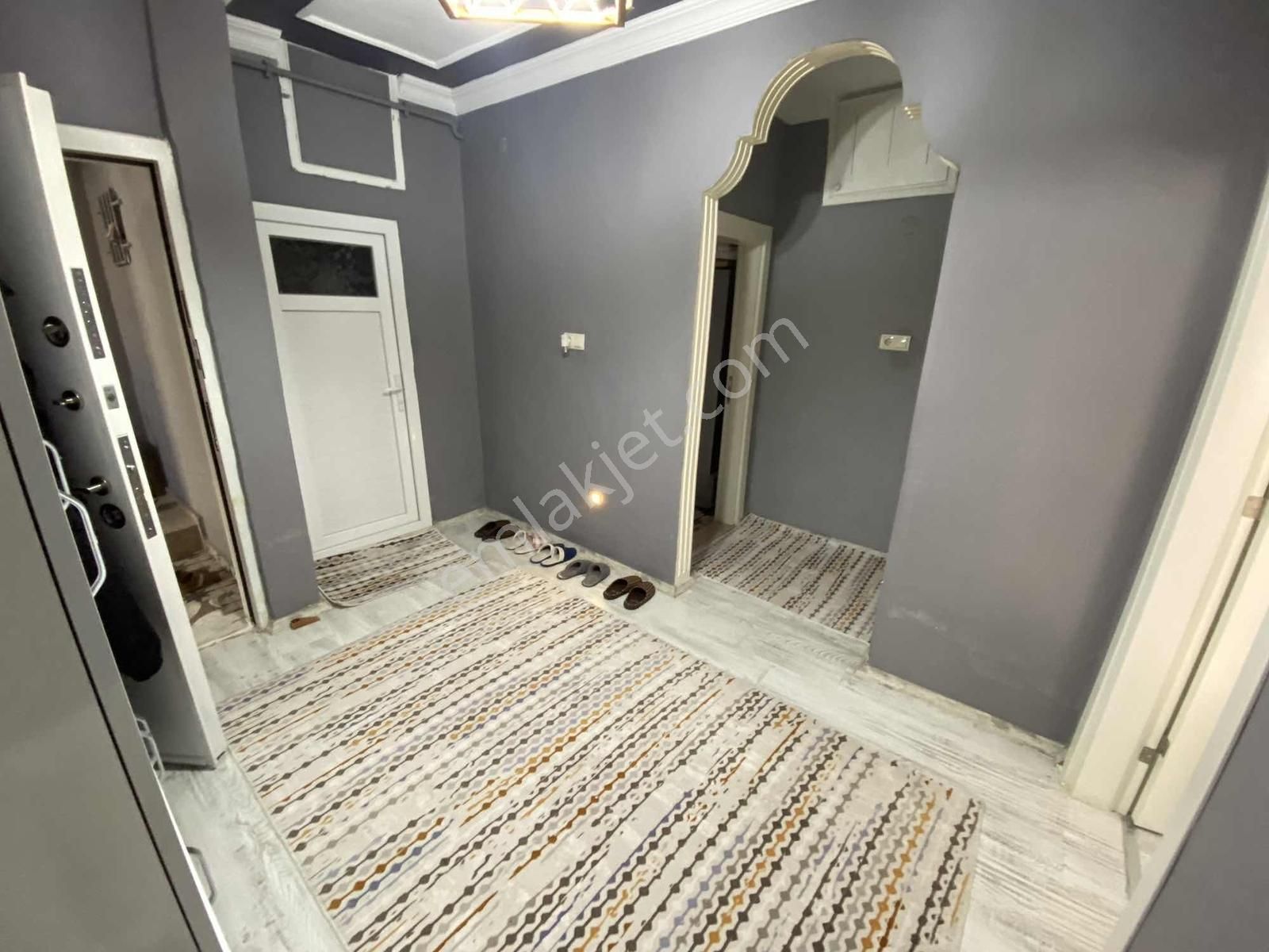 Yeşil Tepede Satılık 2 Katlı Müstakil Ev - Görsel 17