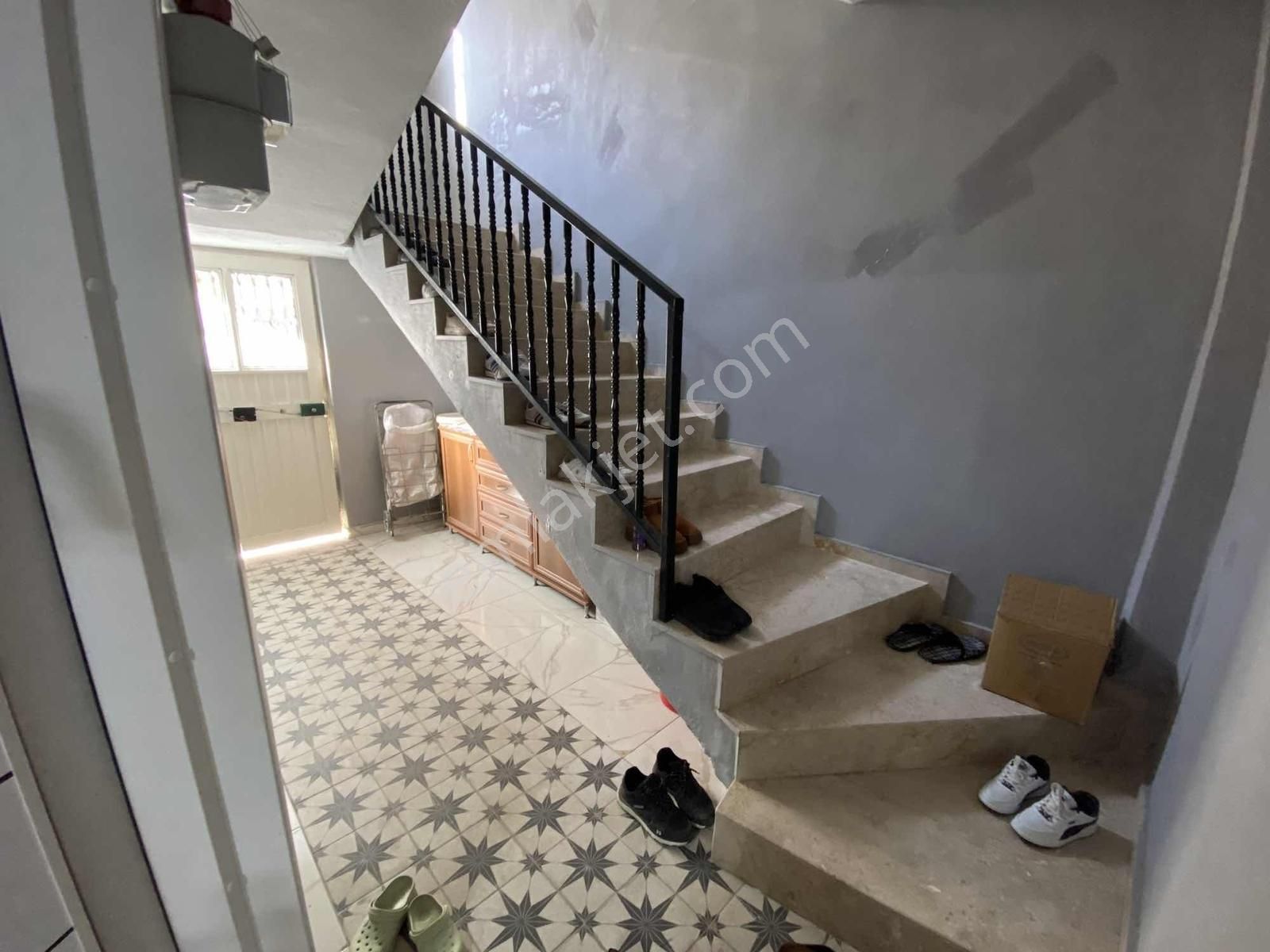 Yeşil Tepede Satılık 2 Katlı Müstakil Ev - Görsel 30