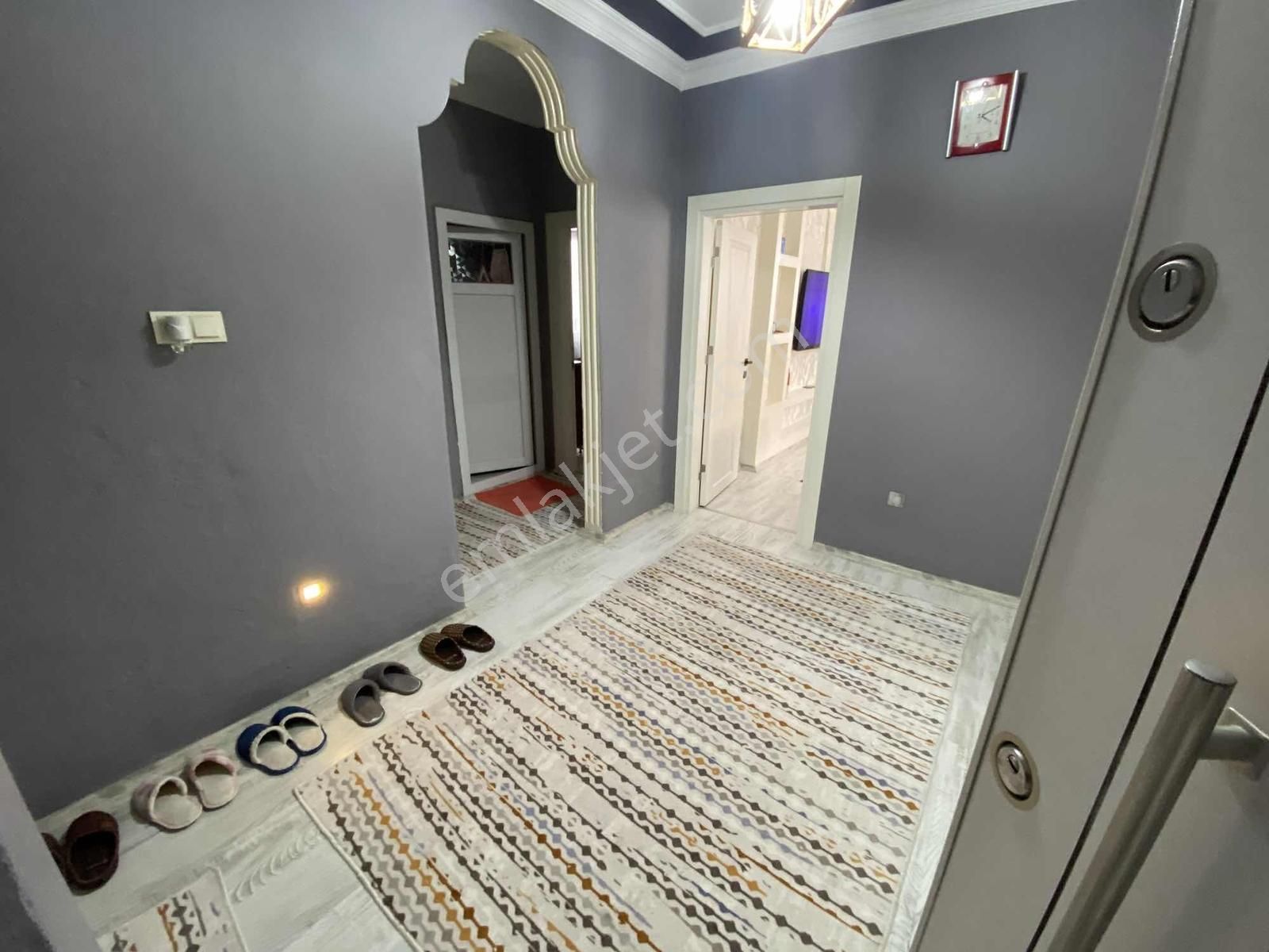 Yeşil Tepede Satılık 2 Katlı Müstakil Ev - Görsel 32