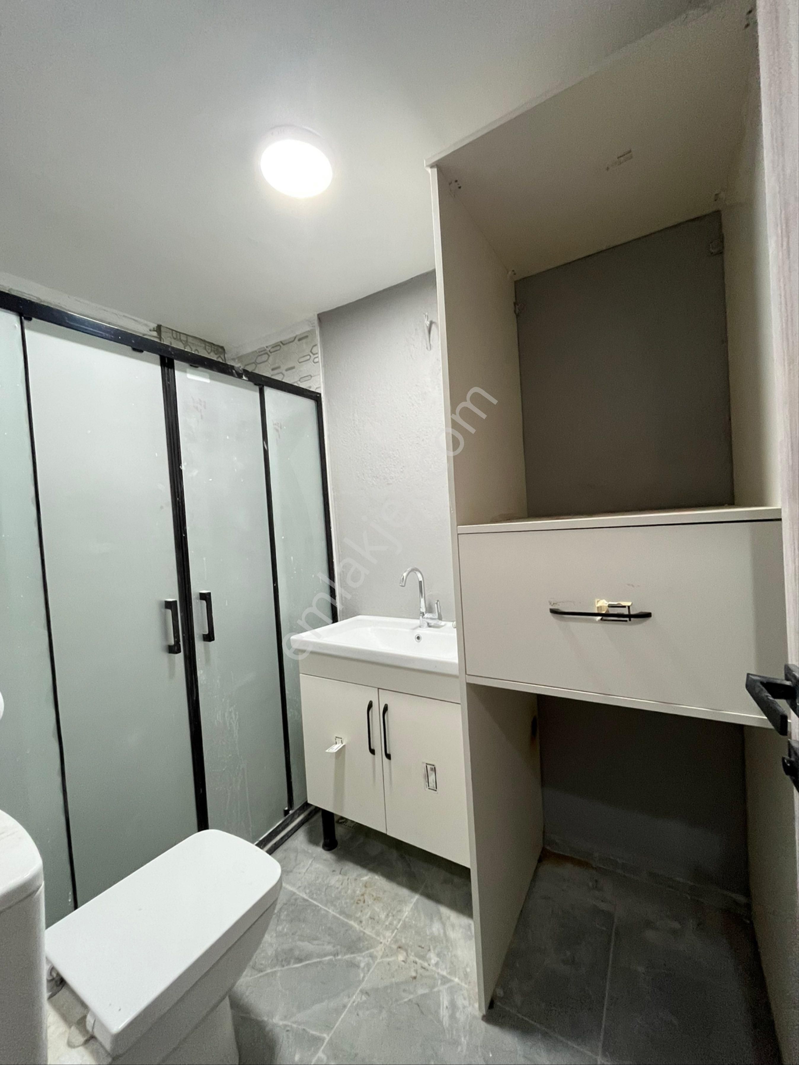 Üçyol Metro Yakını Full Tadilatlı 3+1 Satılık Daire - Görsel 18