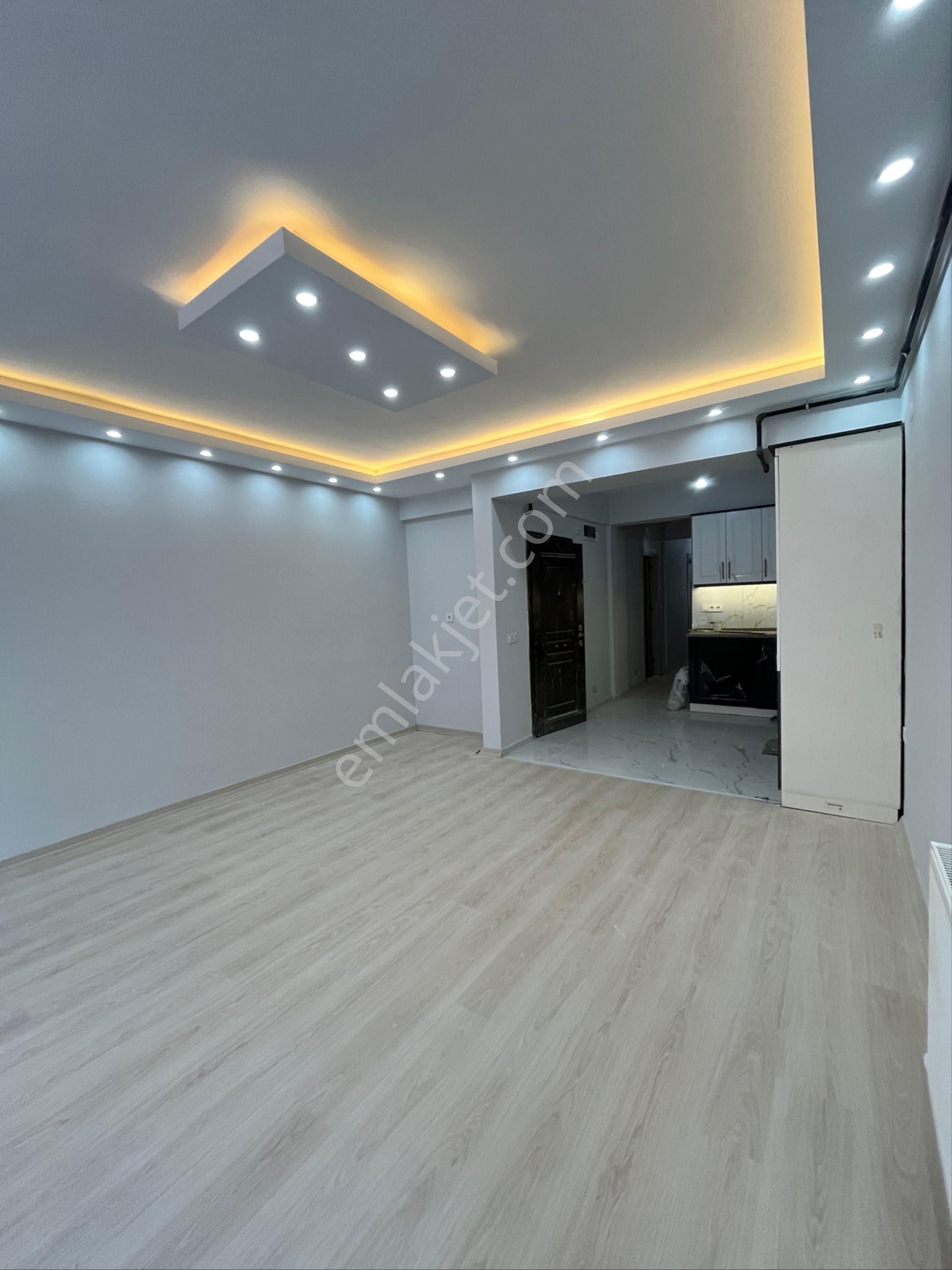 Üçyol Metro Yakını Full Tadilatlı 3+1 Satılık Daire - Görsel 3