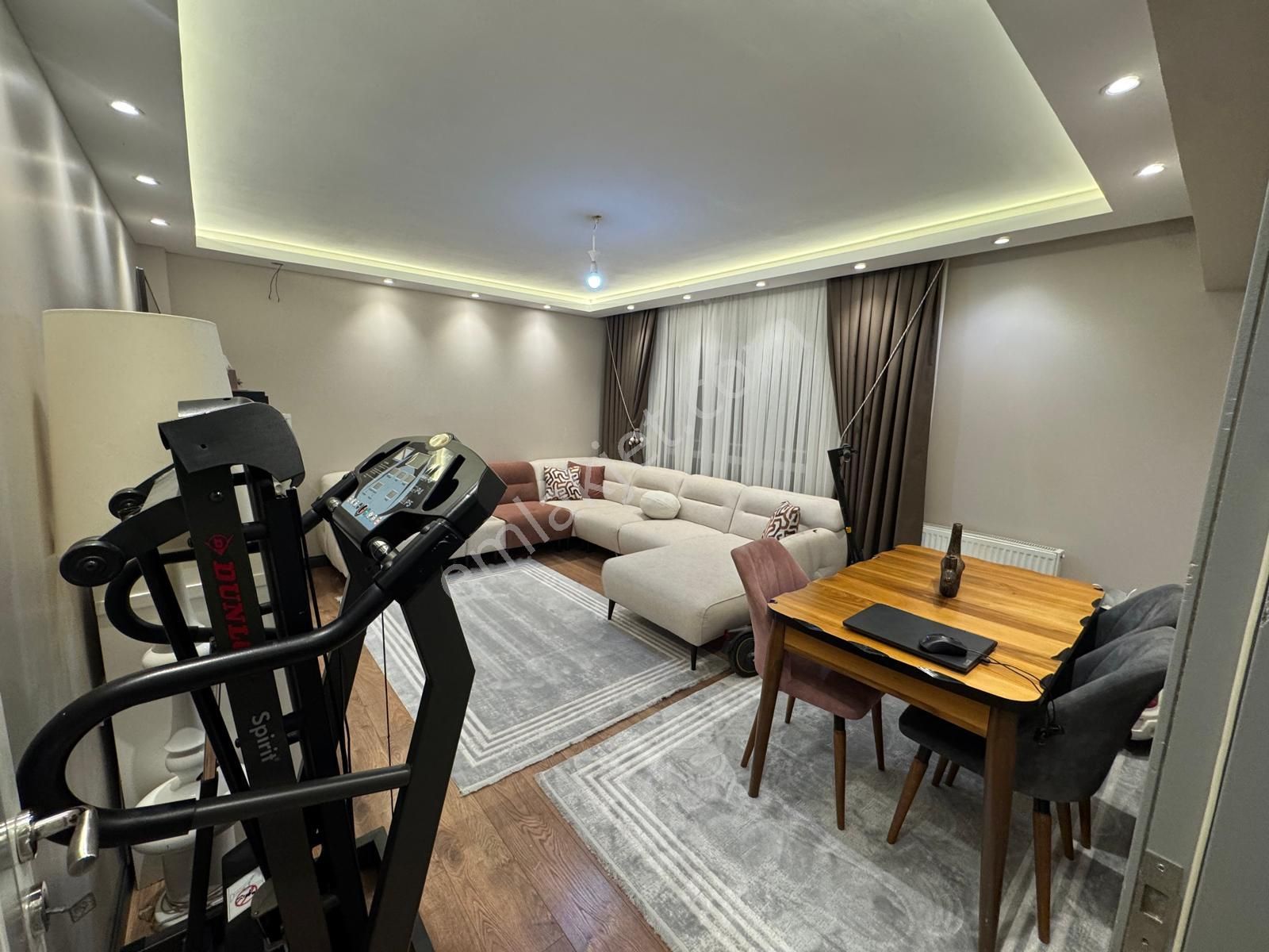 Cadde Üzerinde Özel Mimari3+1geniş M2'li Fullyaplı 7 Yllık Daire - Görsel 11