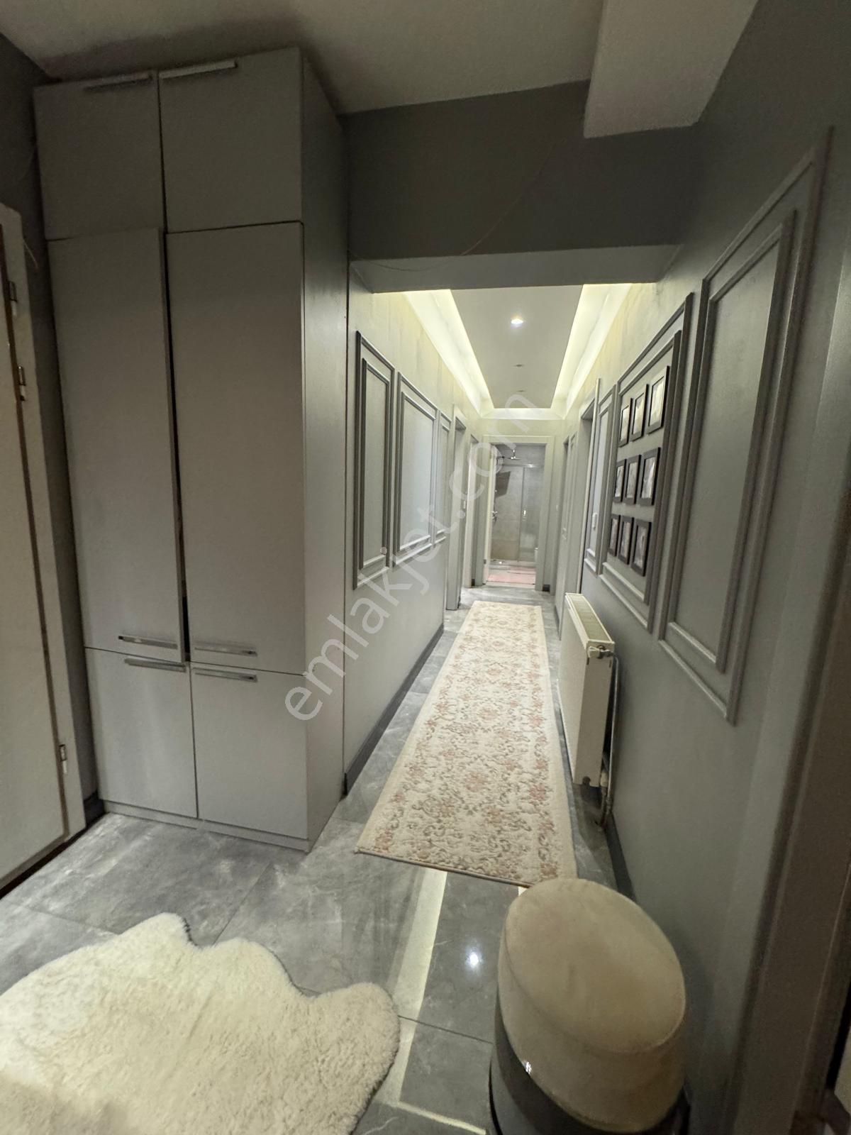 Cadde Üzerinde Özel Mimari3+1geniş M2'li Fullyaplı 7 Yllık Daire - Görsel 26