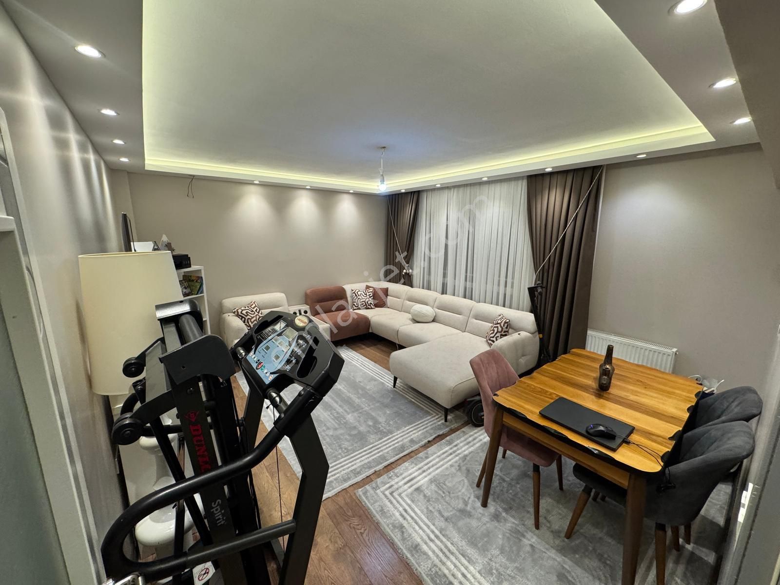 Cadde Üzerinde Özel Mimari3+1geniş M2'li Fullyaplı 7 Yllık Daire - Görsel 12