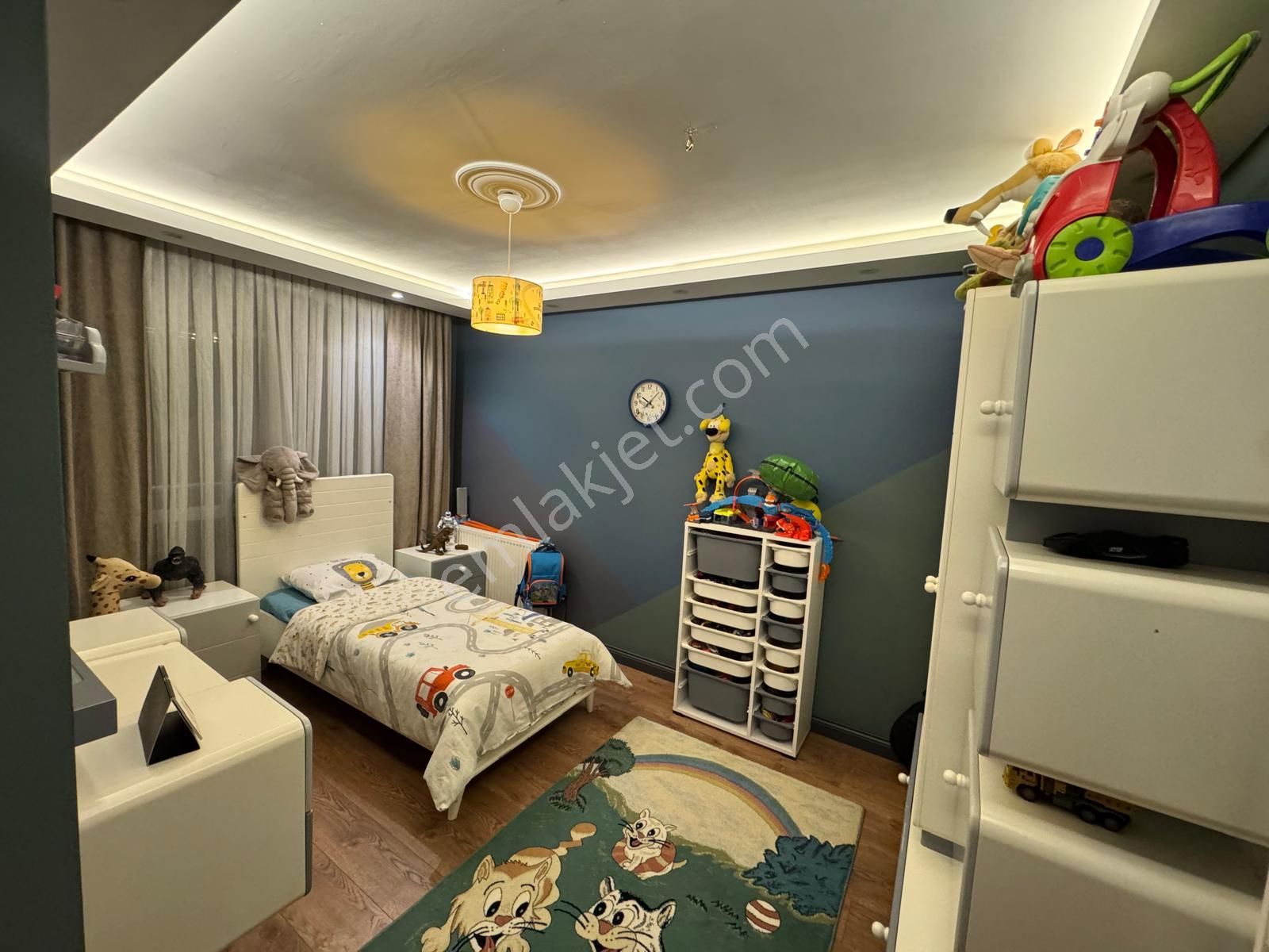 Cadde Üzerinde Özel Mimari3+1geniş M2'li Fullyaplı 7 Yllık Daire - Görsel 21