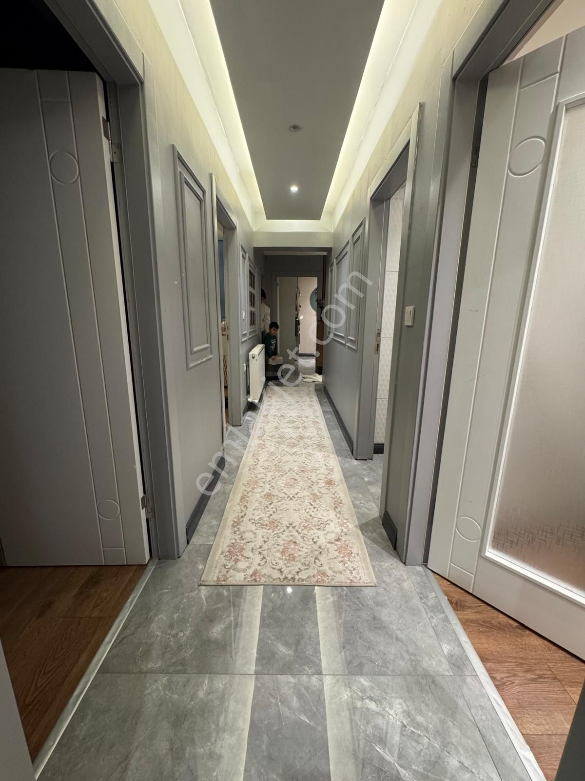 Cadde Üzerinde Özel Mimari3+1geniş M2'li Fullyaplı 7 Yllık Daire - Görsel 25