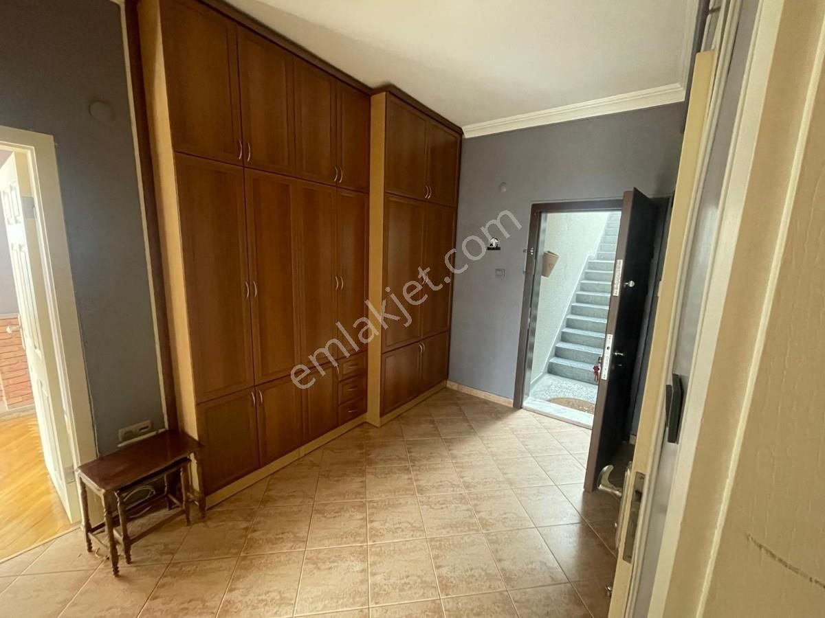 Hoşdere Caddesi Üzeri Çağdaş Marketin Olduğu Bina 3+1 2. Kat - Görsel 23