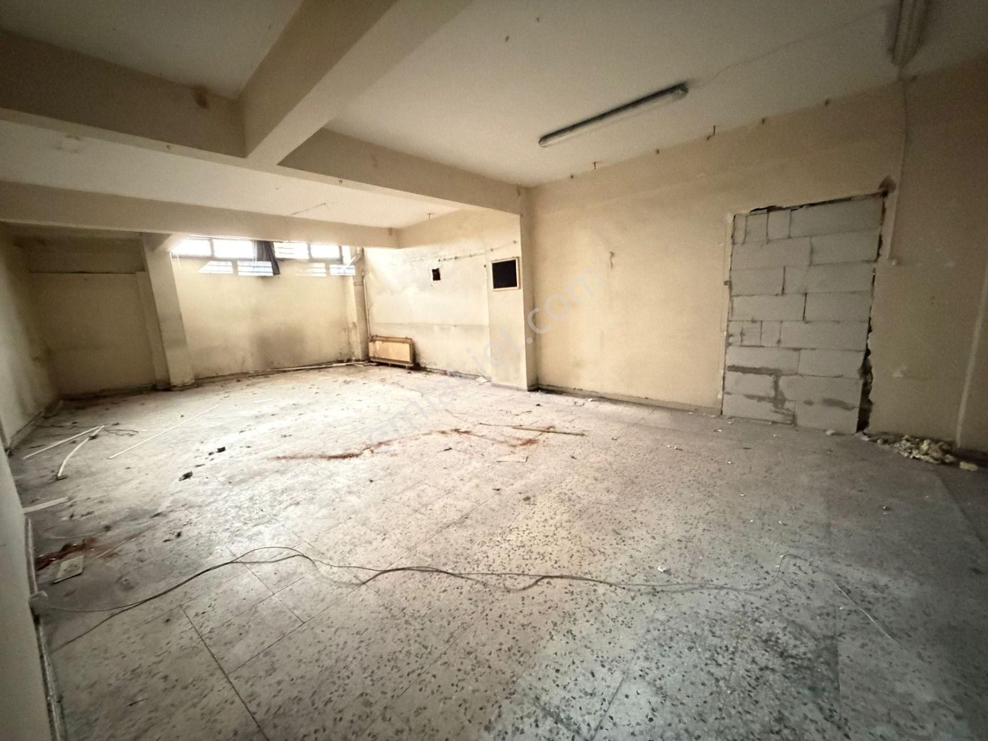 Zeytinburnunda 14 M Cepheli 265 M² Prestijli Yatırımlık Dükkan - Görsel 12
