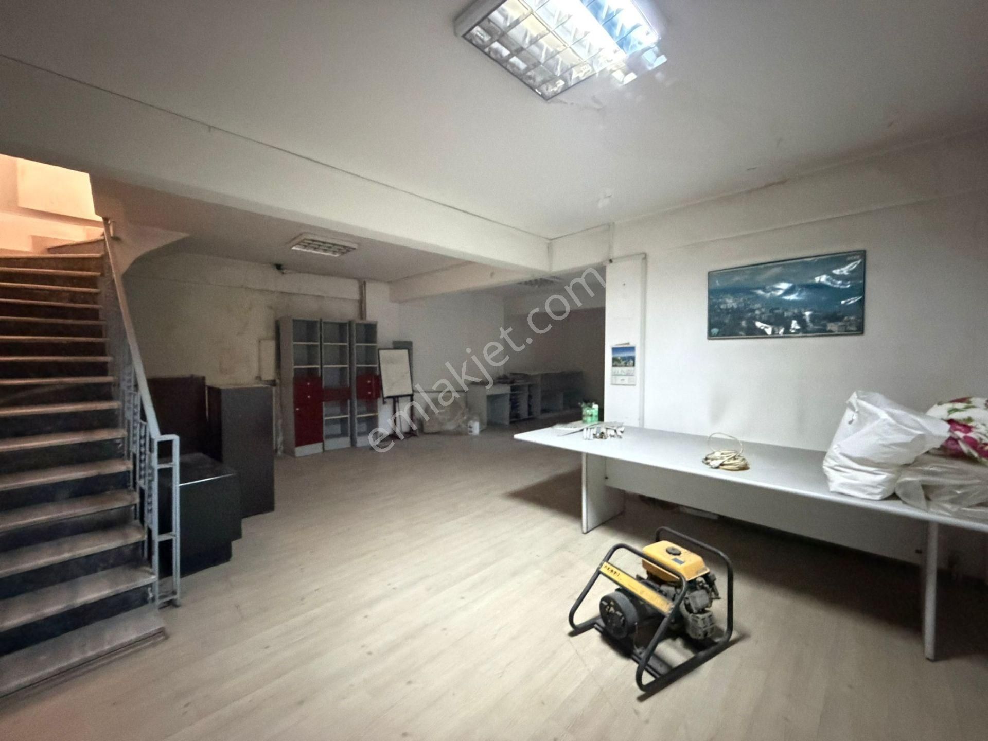 Zeytinburnunda 14 M Cepheli 265 M² Prestijli Yatırımlık Dükkan - Görsel 14