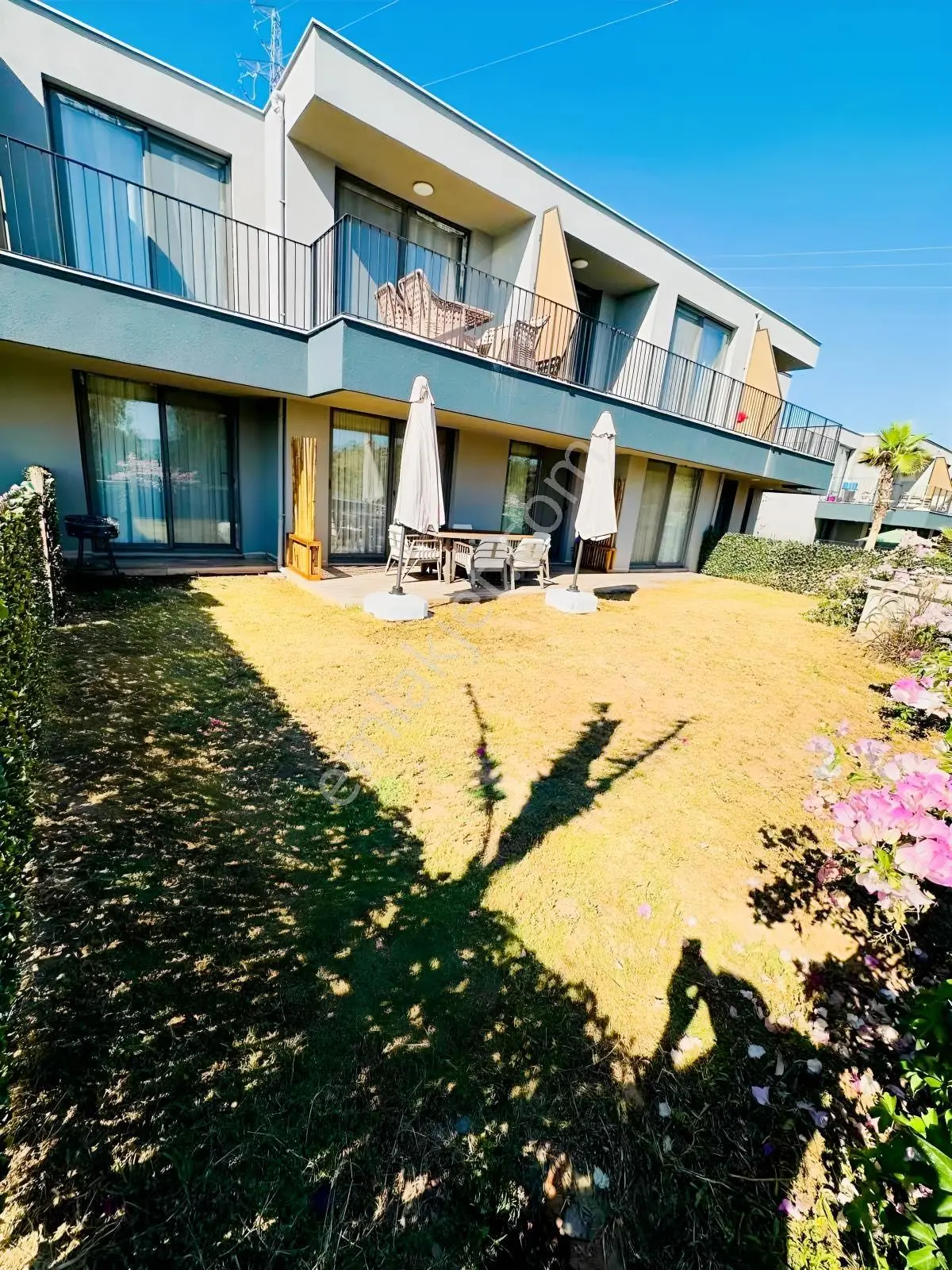 Milas Dörttepe No48 Residence Bahçeli Özel Yapım Geniş 3+1