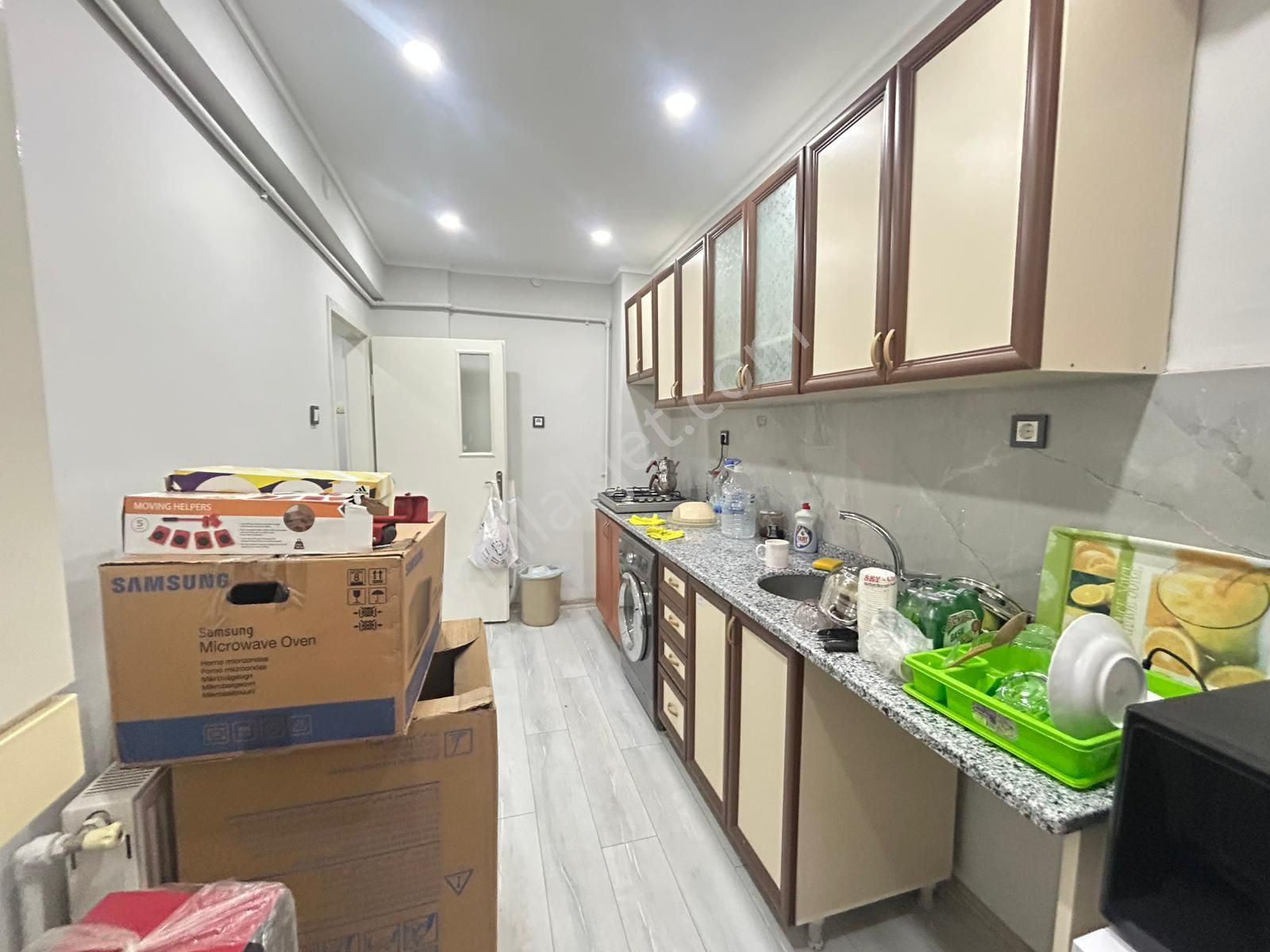 Taner'den Dikmen Hürriyet Caddesinde 2+1 Giriş Kat Bakımlı Daire - Görsel 20