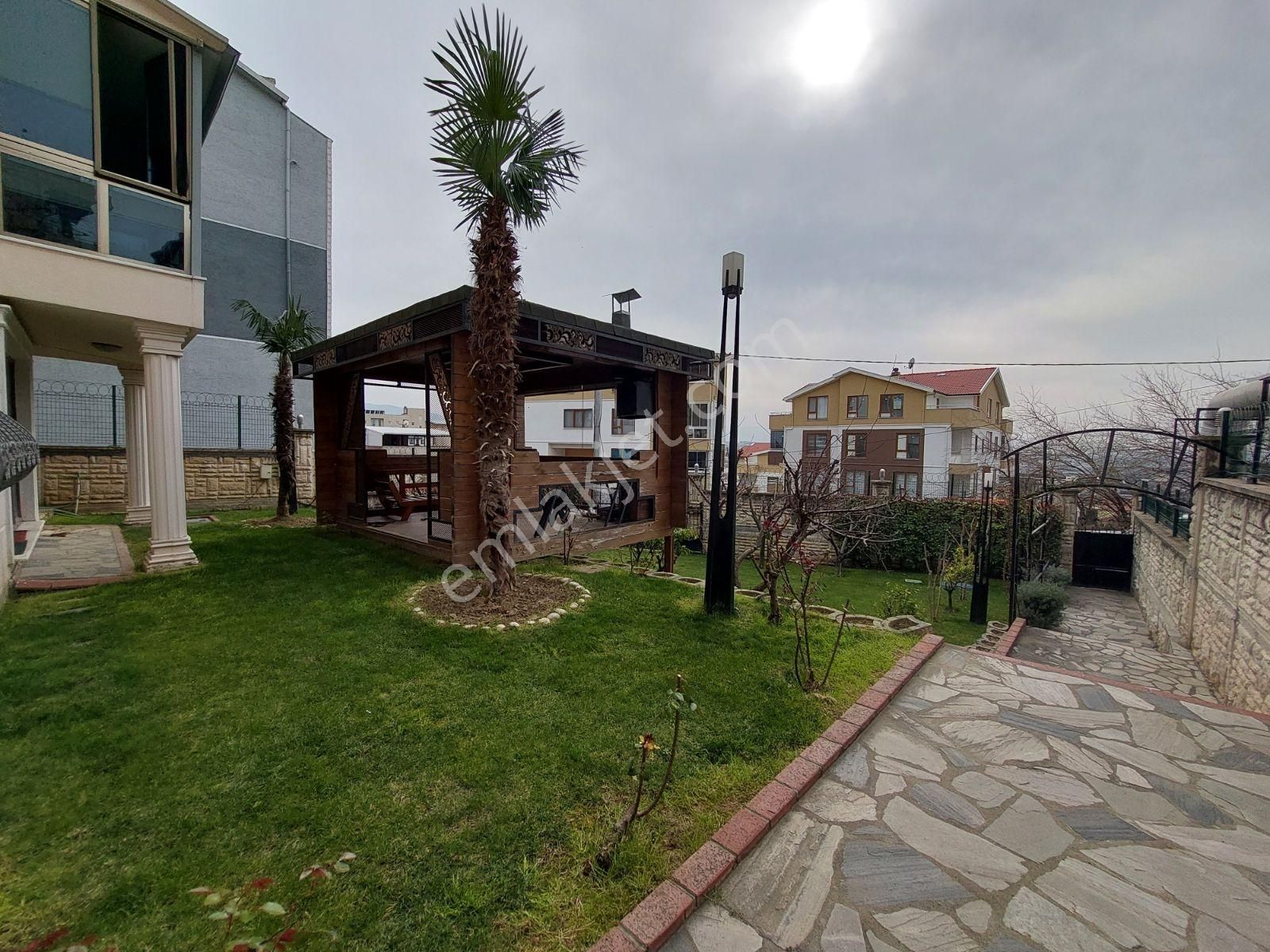 Bursa Manzaralı 3 Katlı Villa Konforunda 600 M2 Müstakil Ev - Görsel 10