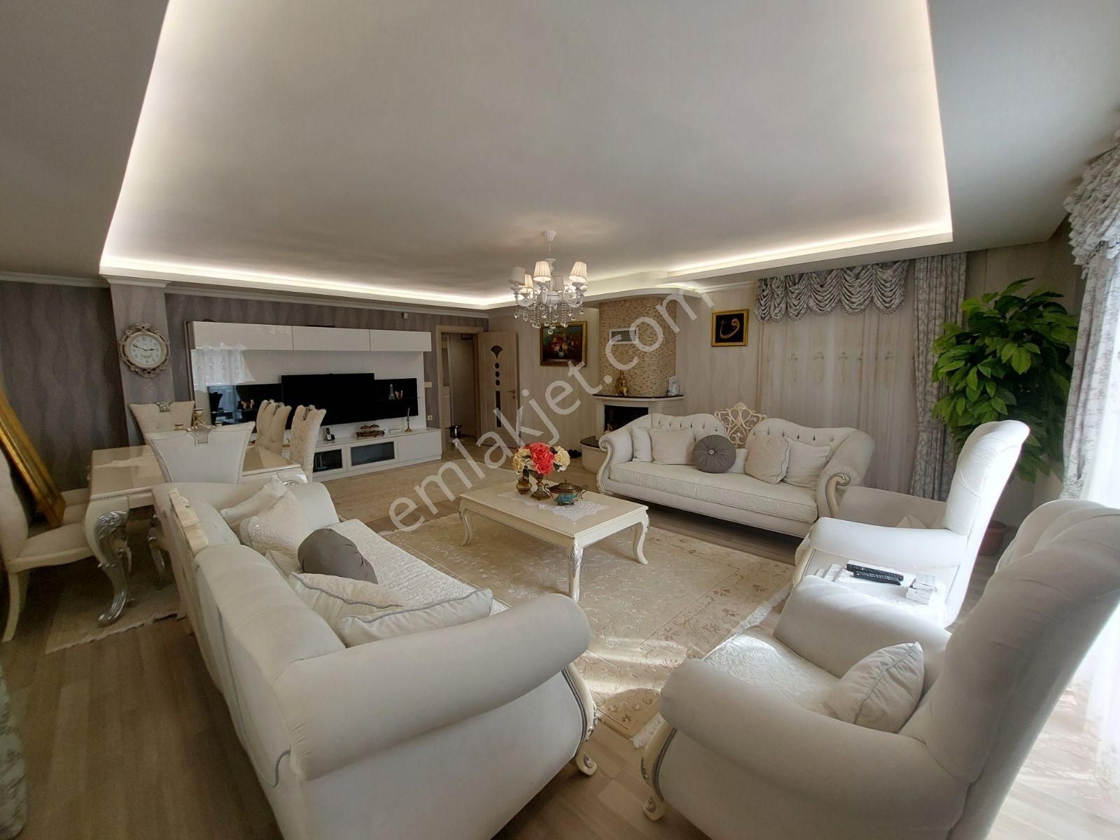 Bursa Manzaralı 3 Katlı Villa Konforunda 600 M2 Müstakil Ev - Görsel 25