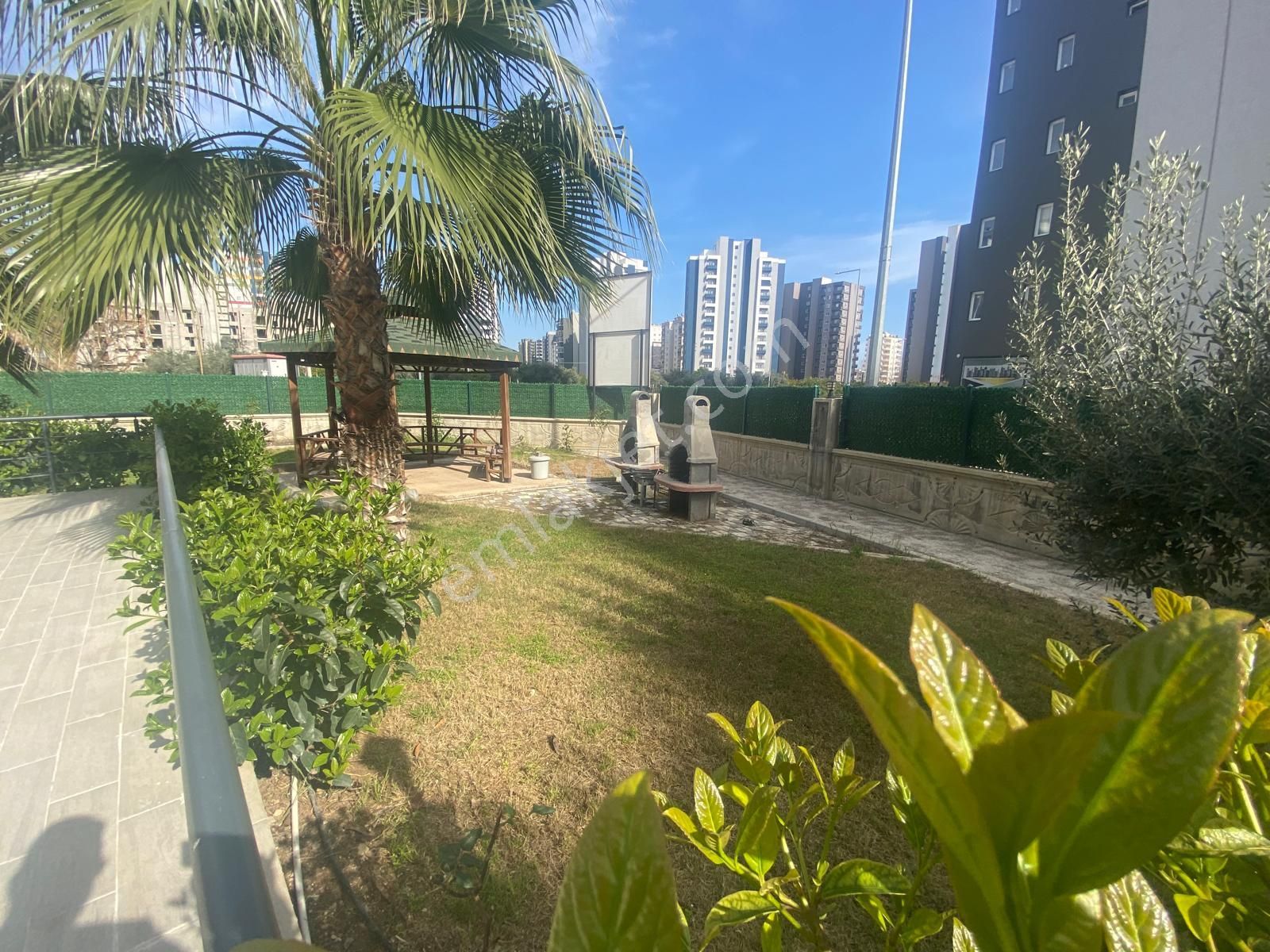 Erdemli Arpaç'ta Denize 250 Mt Mesafe'de Hamam & Sauna & Fitness Ve Havuzlu 2+1 Daire - Görsel 3