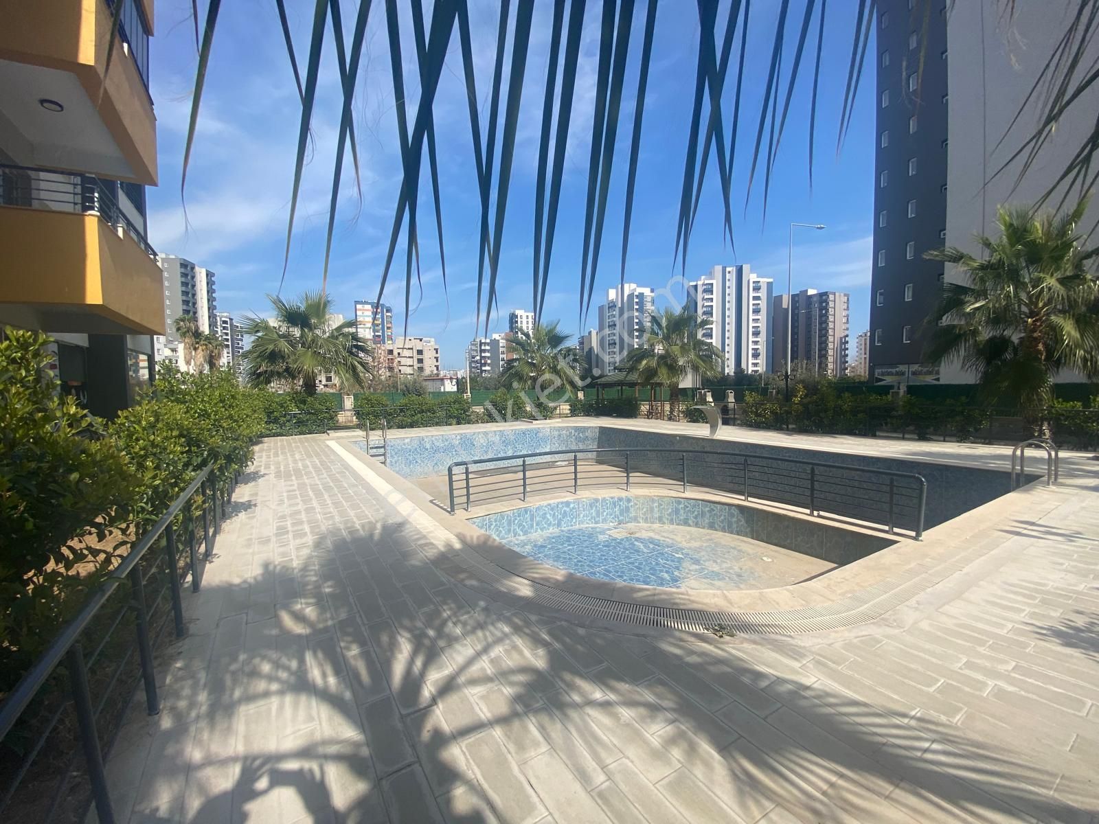 Erdemli Arpaç'ta Denize 250 Mt Mesafe'de Hamam & Sauna & Fitness Ve Havuzlu 2+1 Daire - Görsel 4