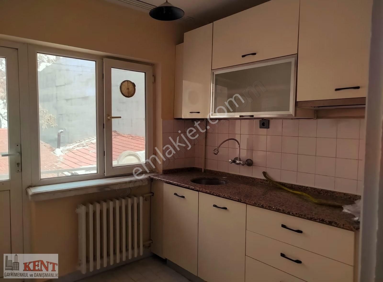 Kent Emlak'tan Çarşı Merkezde Kiralık Daire - Görsel 9