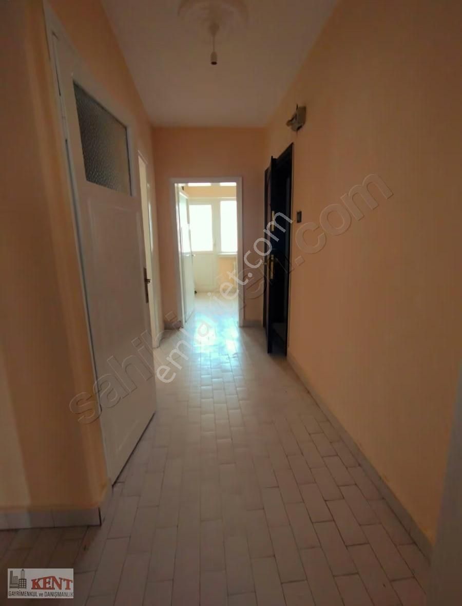 Kent Emlak'tan Çarşı Merkezde Kiralık Daire - Görsel 7