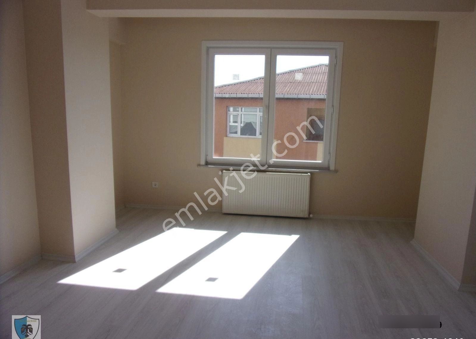 Sarıyer Tarabya Üstünde 2+1 110 Metrekare Sıfırlanmış Kiralık Daire