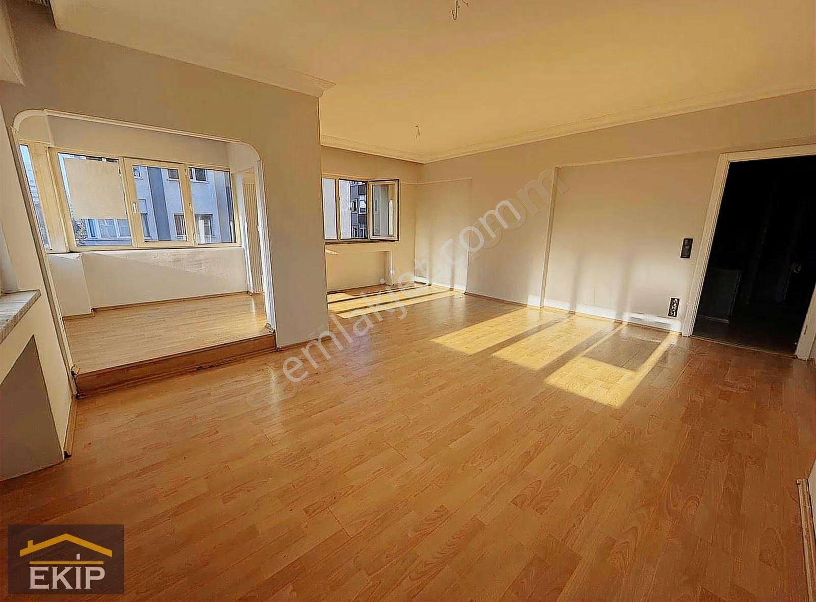 Ekip Gayrimenkul'den Elalmış Caddesi Üzerinde 135 M2 3+1 - Görsel 24