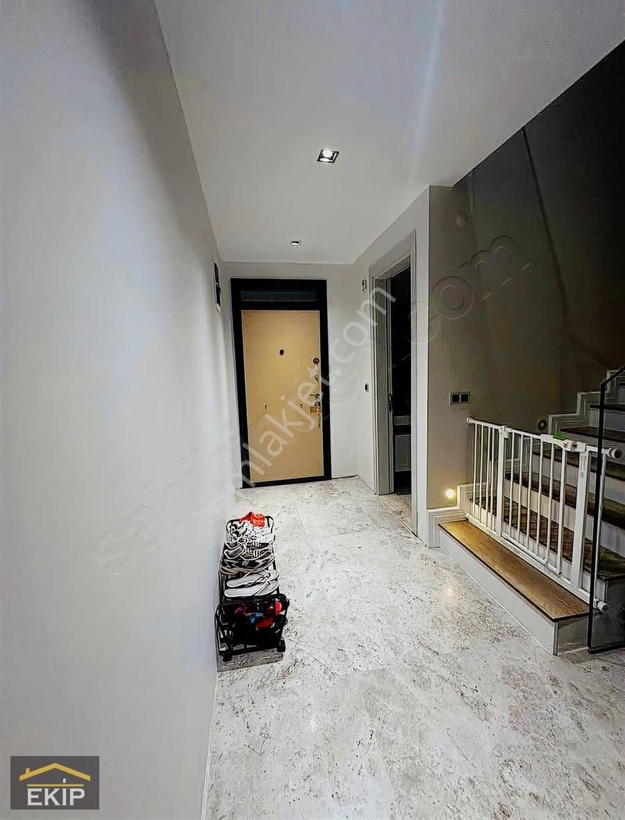 Gömeç Kemalpaşa Mahallesinde Full Eşyalı 170m2 Müstakil - Görsel 28