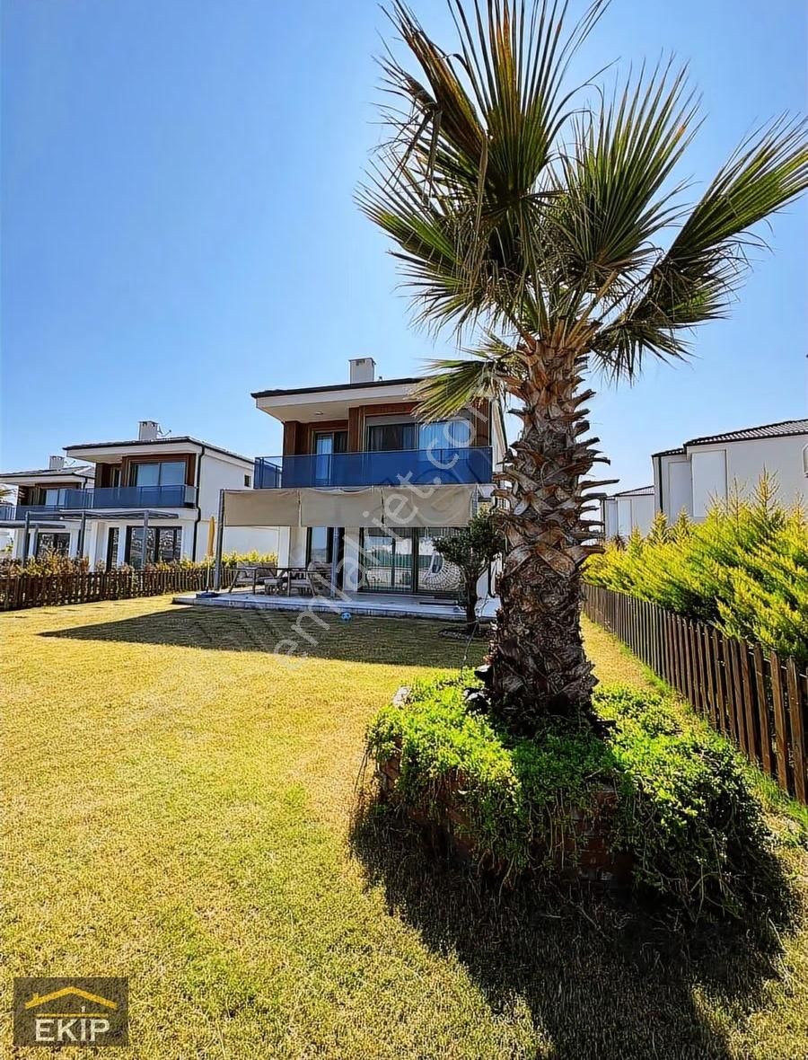 Gömeç Kemalpaşa Mahallesinde Full Eşyalı 170m2 Müstakil - Görsel 31